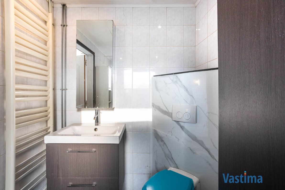 Lichtvolle starterswoning met zuid gerichte tuin foto 11