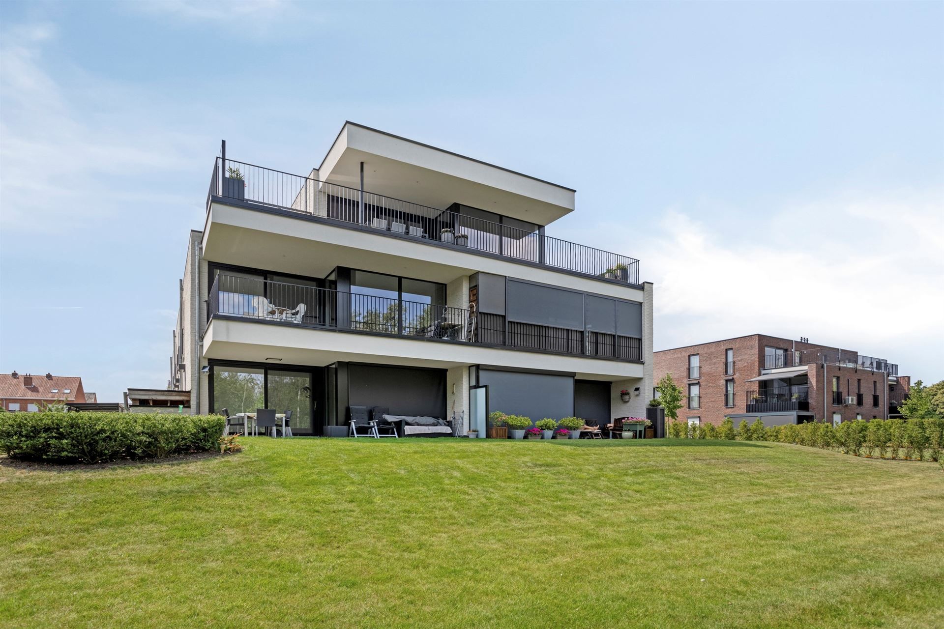 Appartement foto {{pictureIndex}}