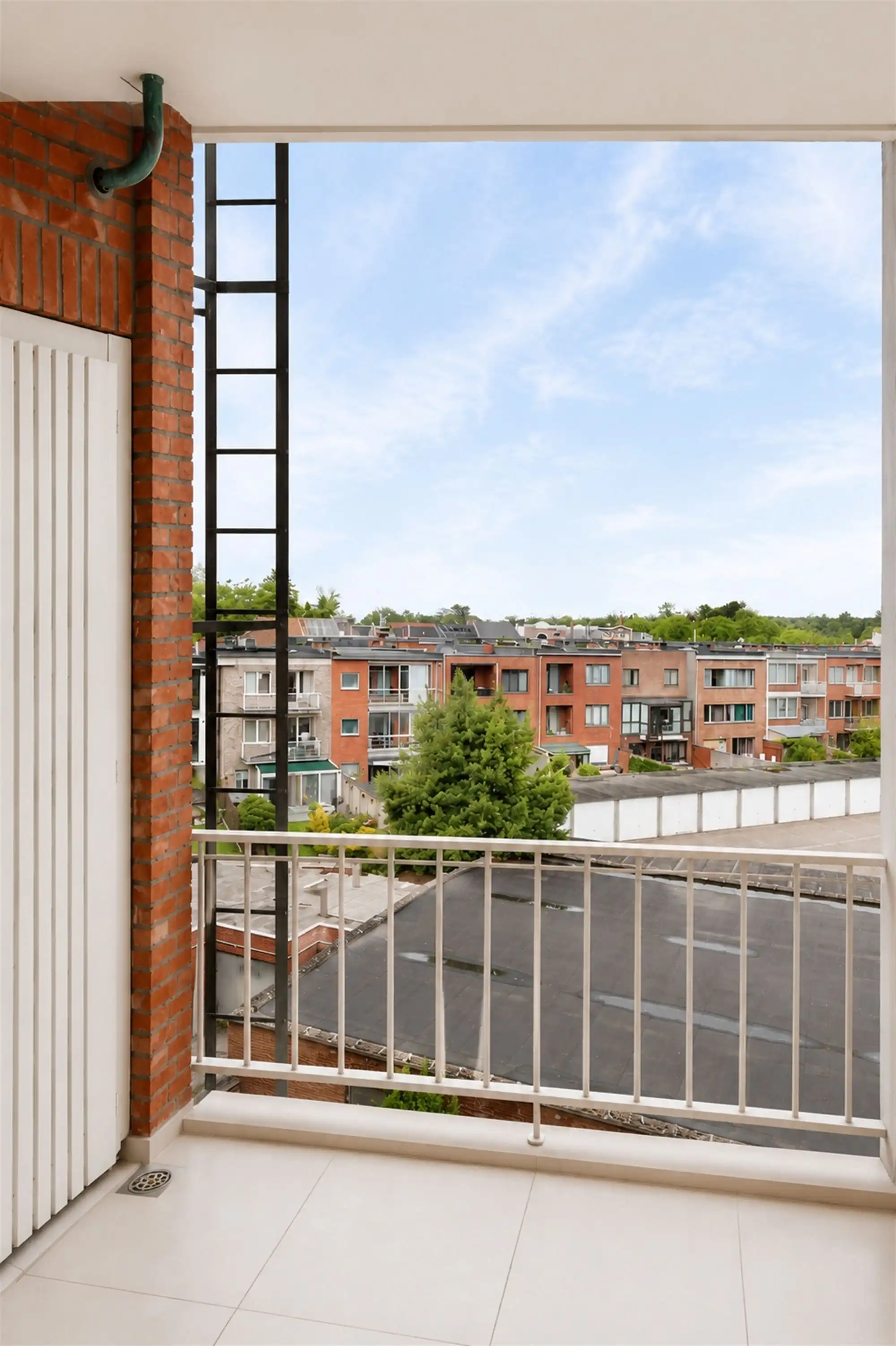 Hoekappartement met 3 slpk en staanplaats op loplocatie in Wilrijk foto 11