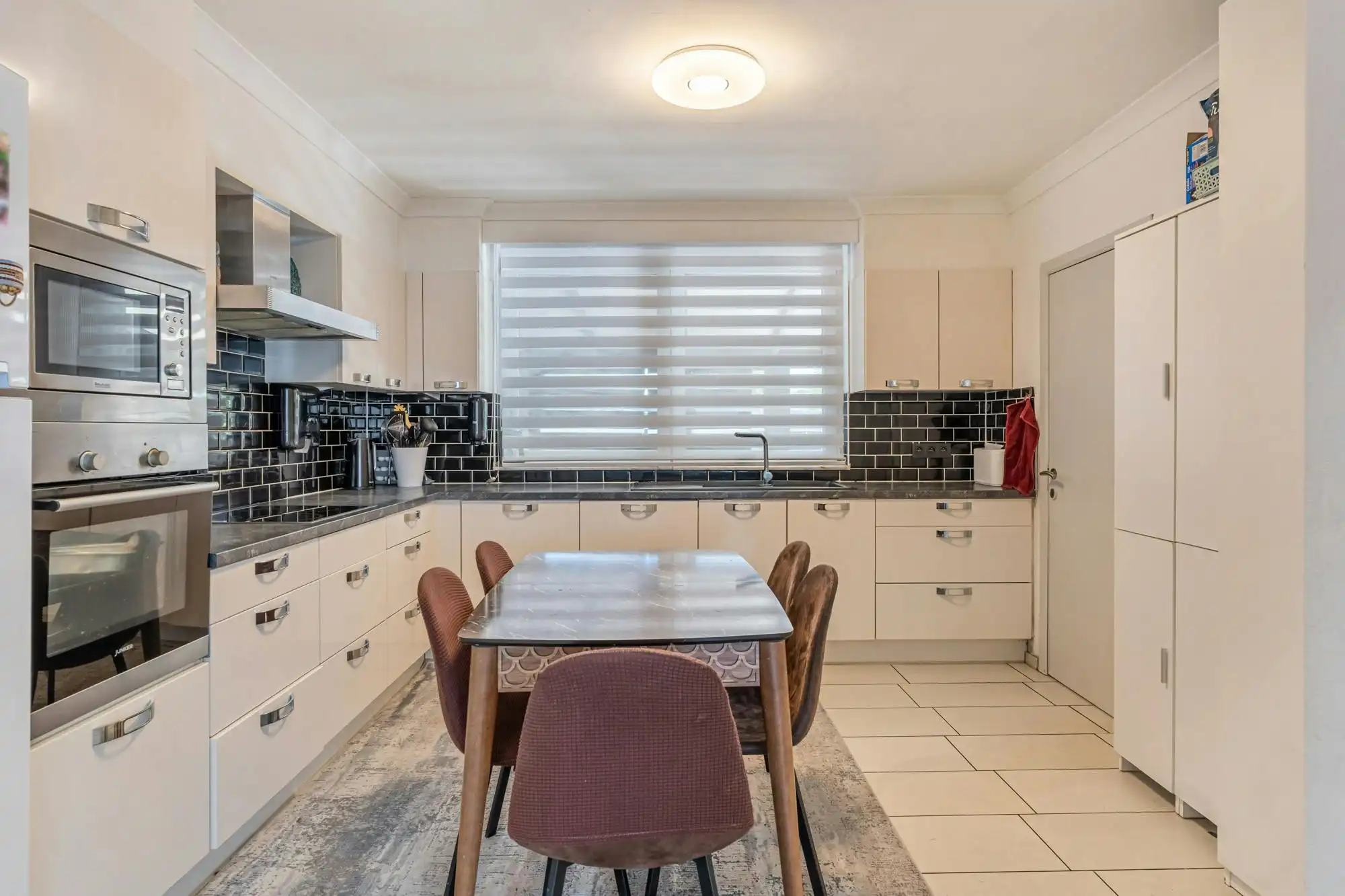 Huis met 3 slaapkamers in Genk foto 8