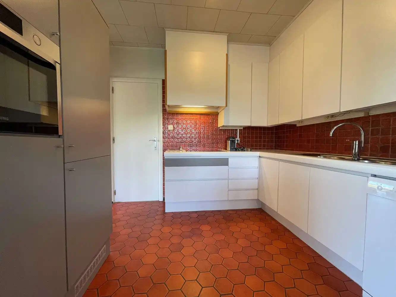 Rustig gelegen vrijstaande woning met zonovergoten tuin foto 10