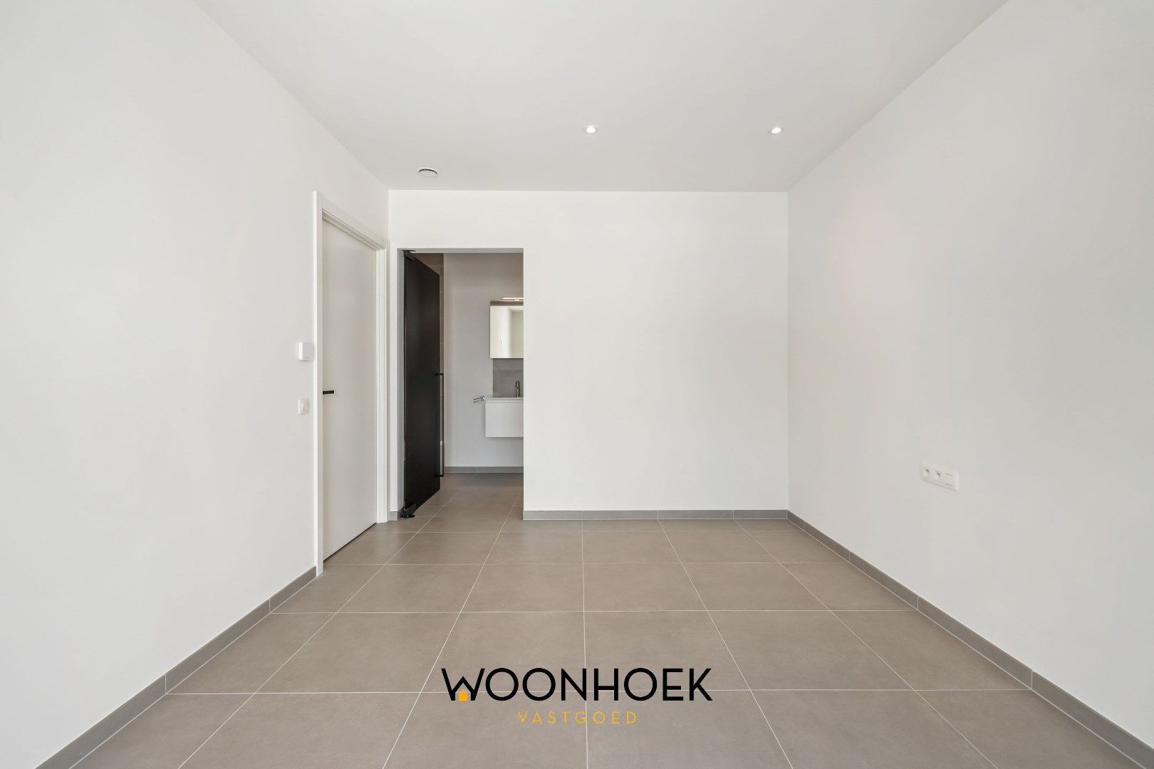 3- slpk luxeappartement met staanplaats in het Oeverpark! foto 17