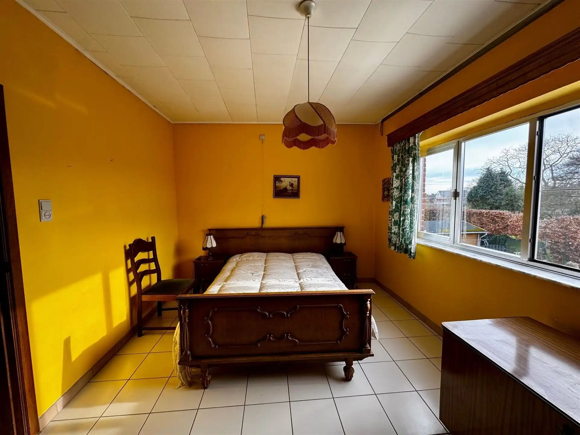 Gesloten bebouwing met ruime indeling en zuidgerichte tuin in Vucht foto 14