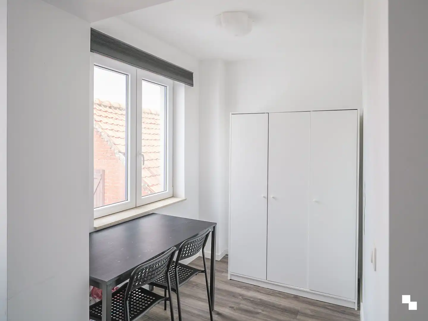 Lichtrijke woning met vier slaapkamers en zonnige tuin te Oosterzele foto 15