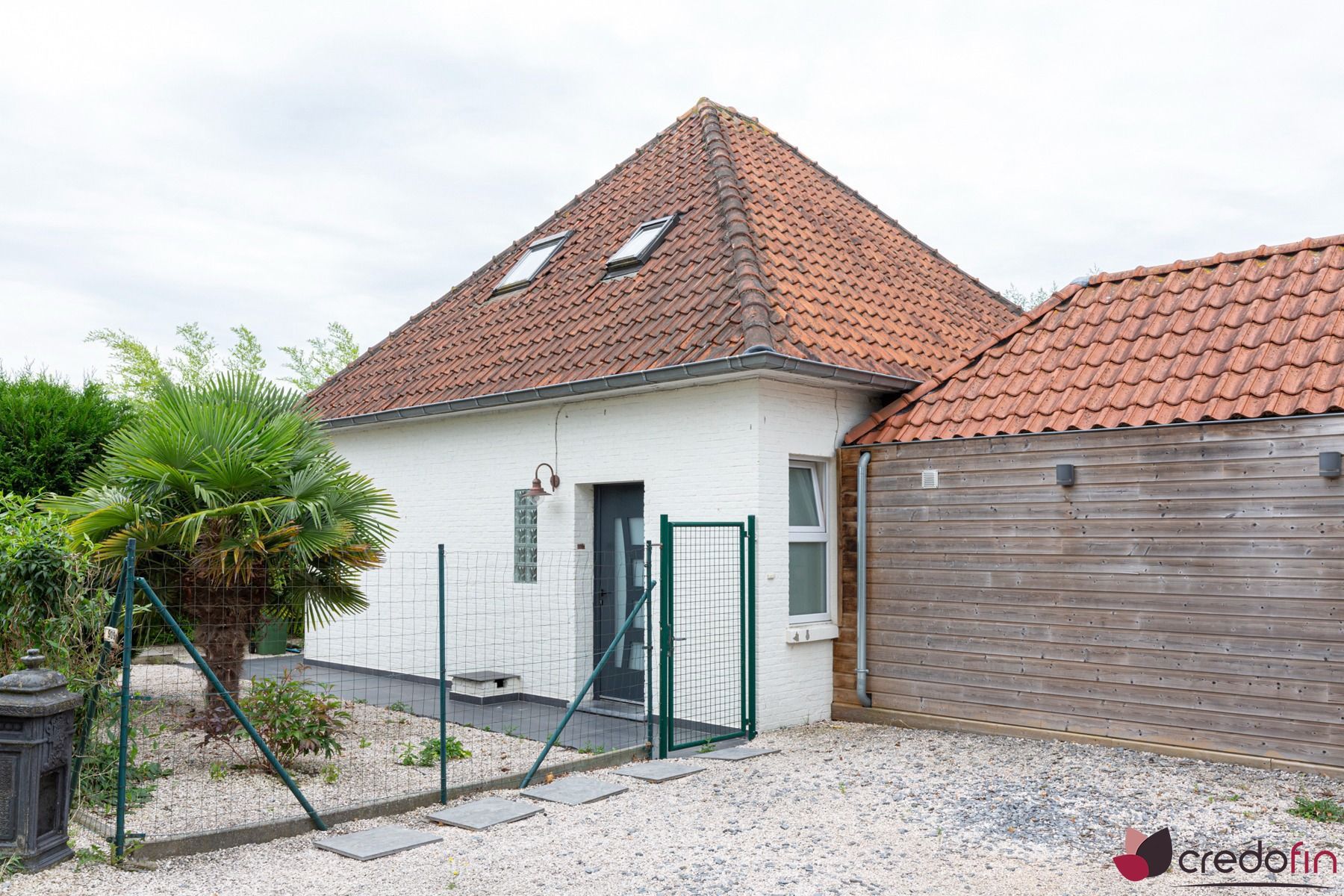 Leuke alleenstaande woning met 3 slaapkamers en grote garage foto 17