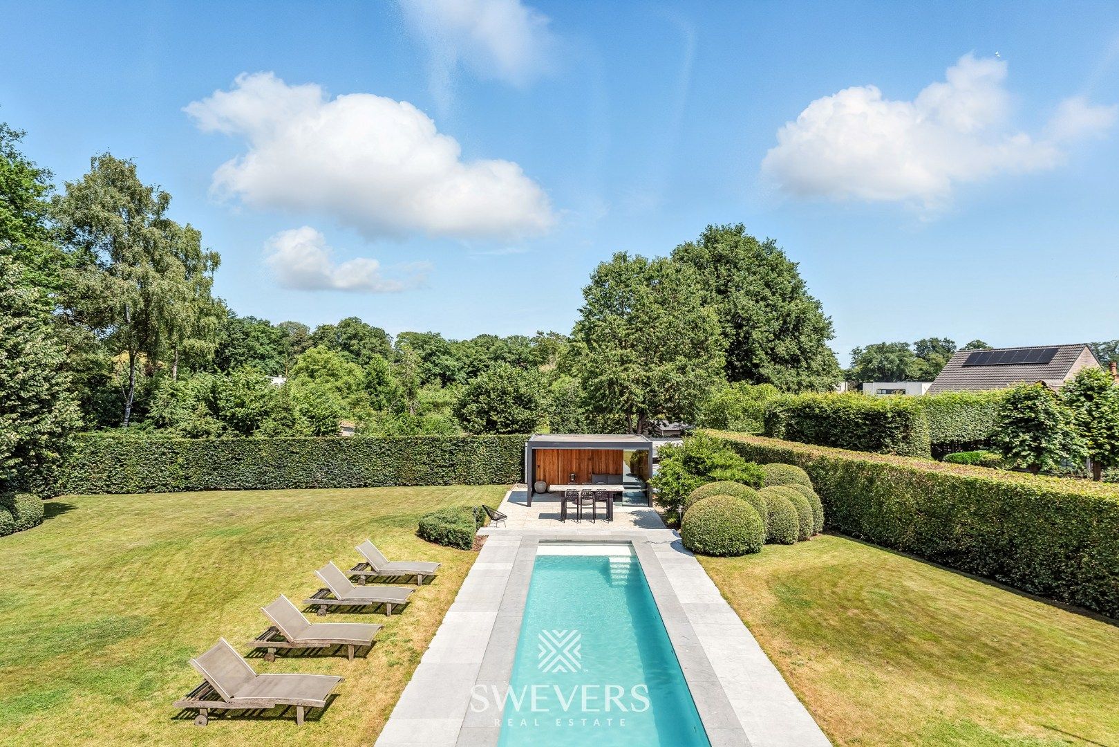 Ruime luxueuze villa met zwembad op prachtig perceel in residentiële wijk Kayenberg foto 29