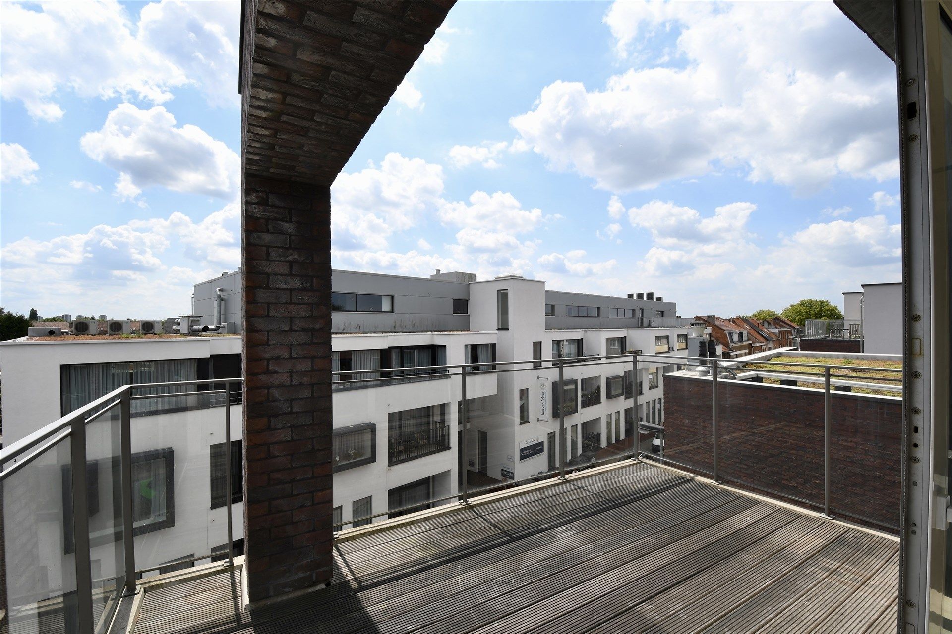 Instapklaar appartement met twee slaapkamers in Sint-Niklaas foto 16