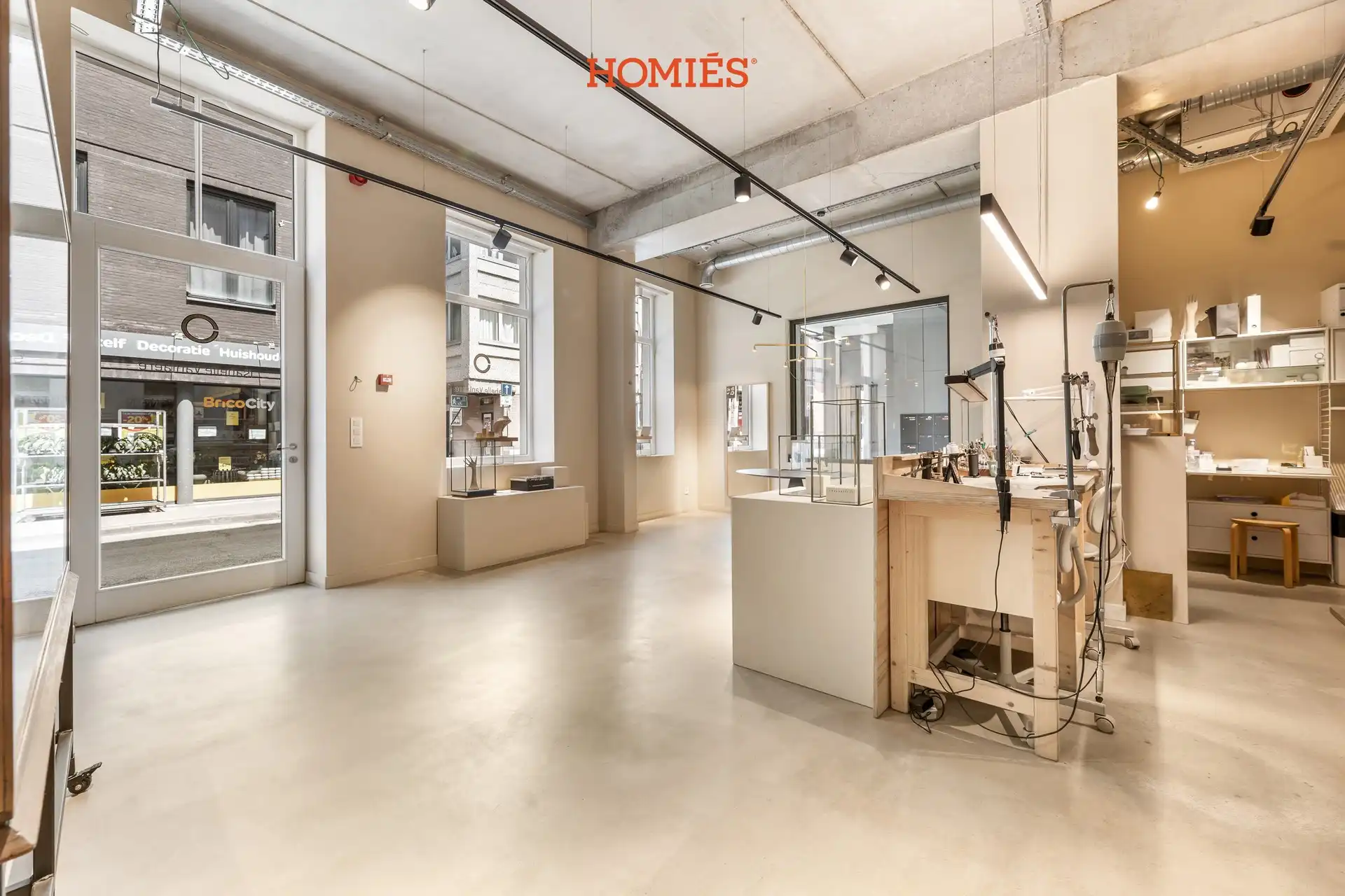 Instapklaar handelspand op toplocatie foto 4