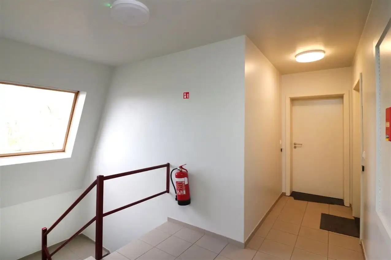 App. met één slaapkamer, autostaanplaats, nabij centrum foto 19