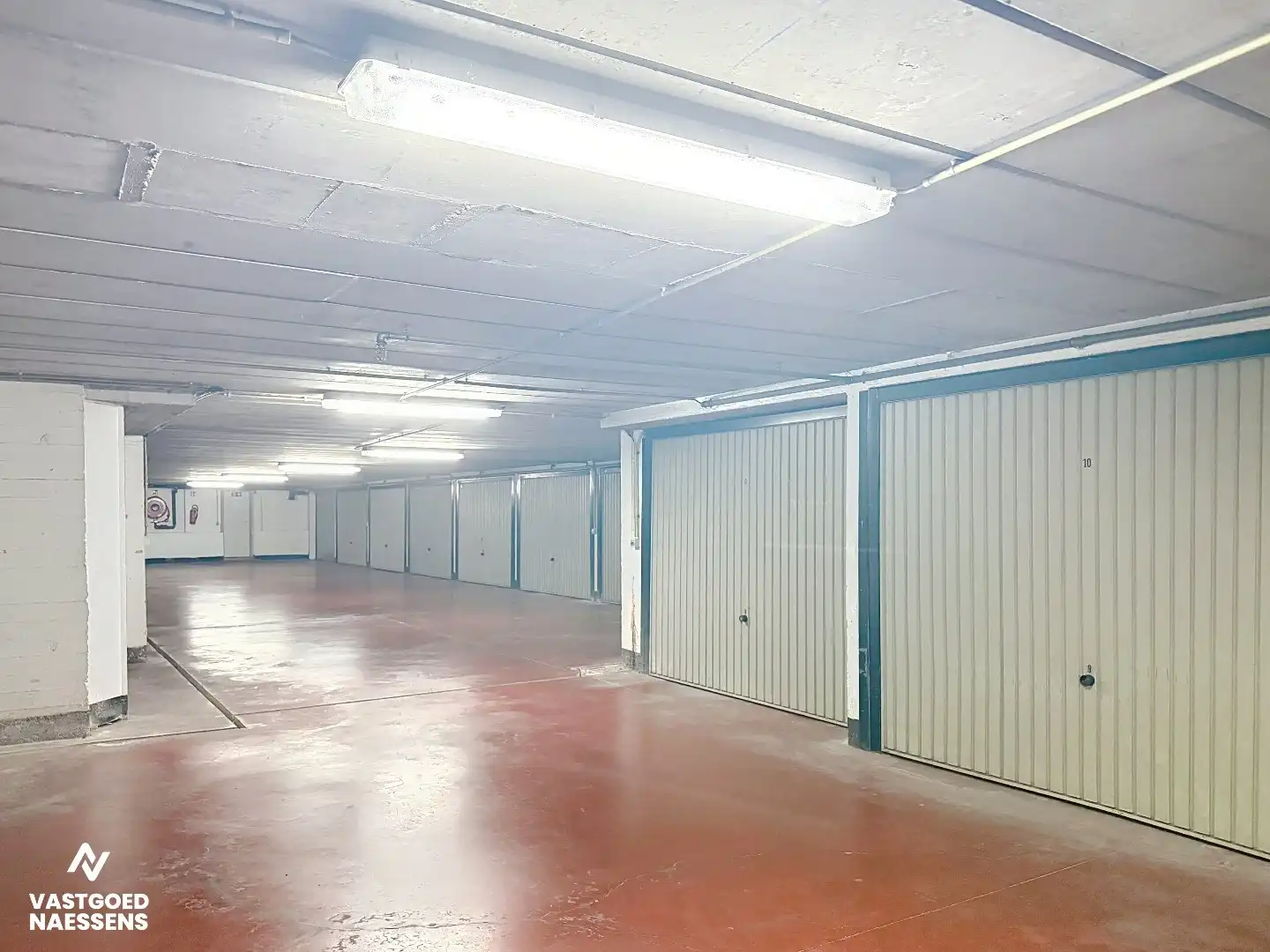 GARAGEBOX VLAKBIJ ZEEDIJK  foto 5