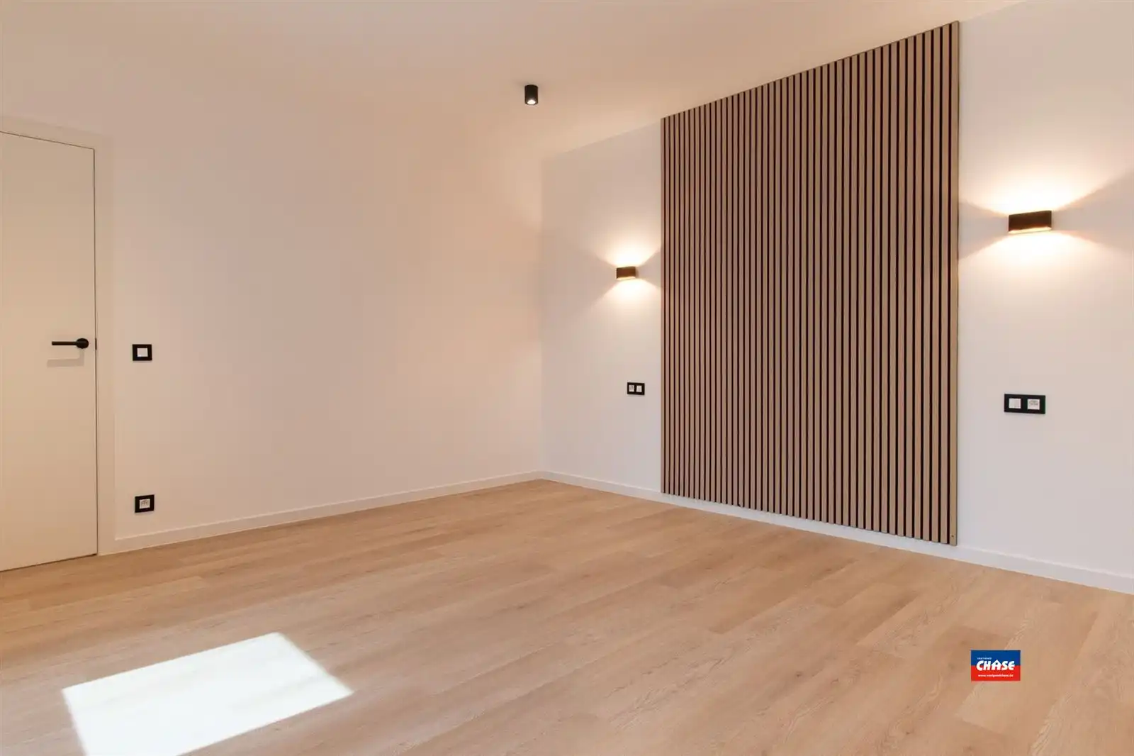 Nieuwbouwwoning met 4 slpks, 3 badk en tuin foto 19