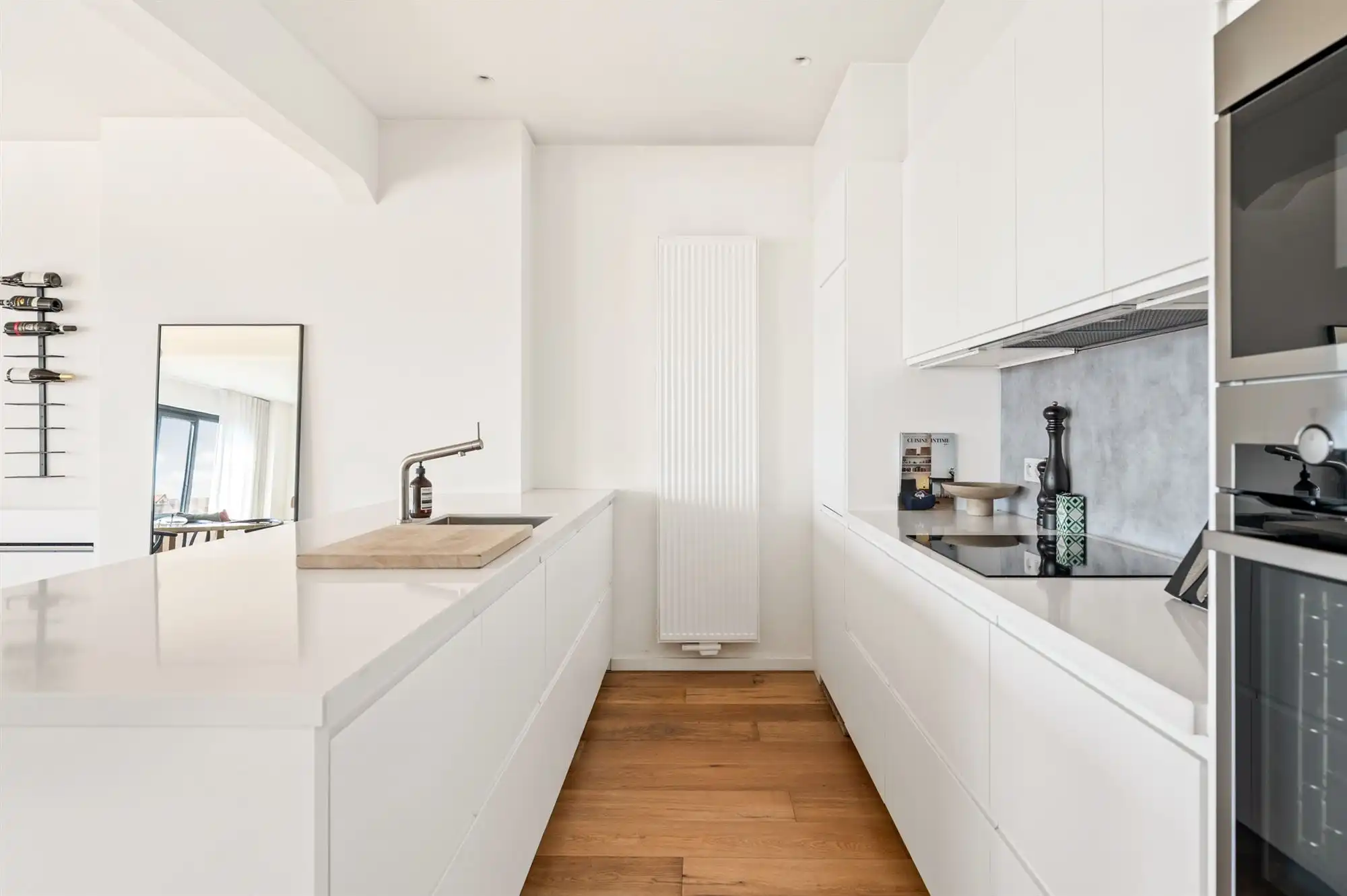Ruim gemeubeld dakappartement met 3 slk's en terras foto 8