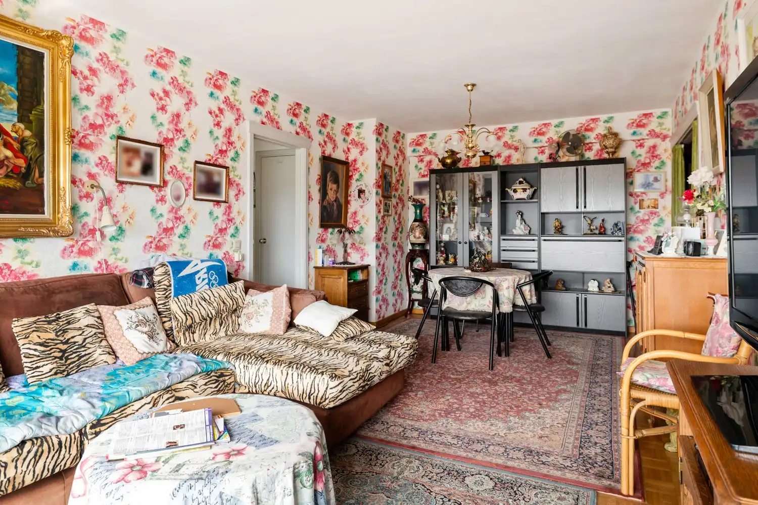 Appartement met 2 slaapkamers en terras met prachtig uitzicht op de binnenstad. foto 11