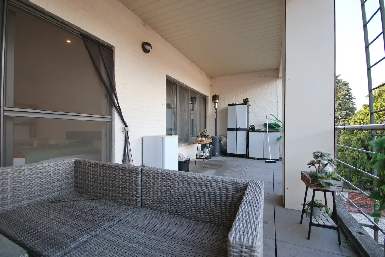 Modern en lichtrijk appartement met 2 slaapkamers en terras foto 19
