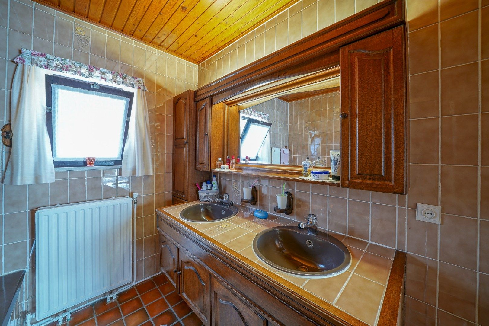 Perfect onderhouden bungalow met 3 slaapkamers op zonnig perceel in Roksem! foto 19