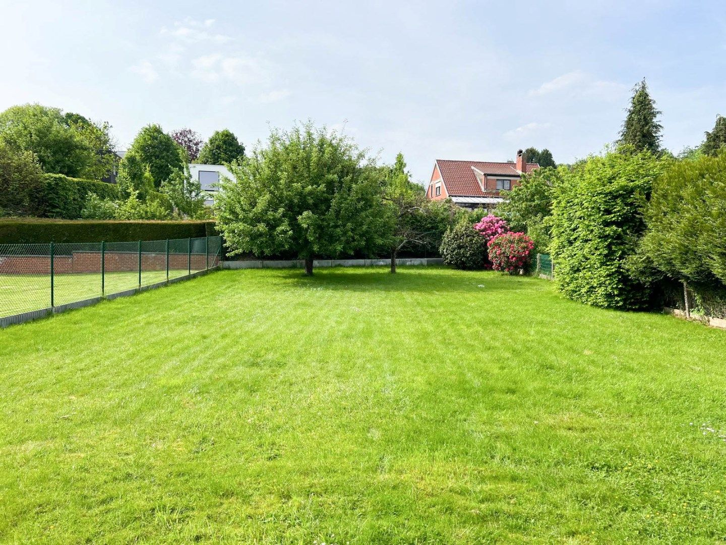 WONING MET RUIME TUIN EN GARAGE IN NABIJHEID DORPSKERN 1652 ALSEMBERG (BEERSEL) foto 4