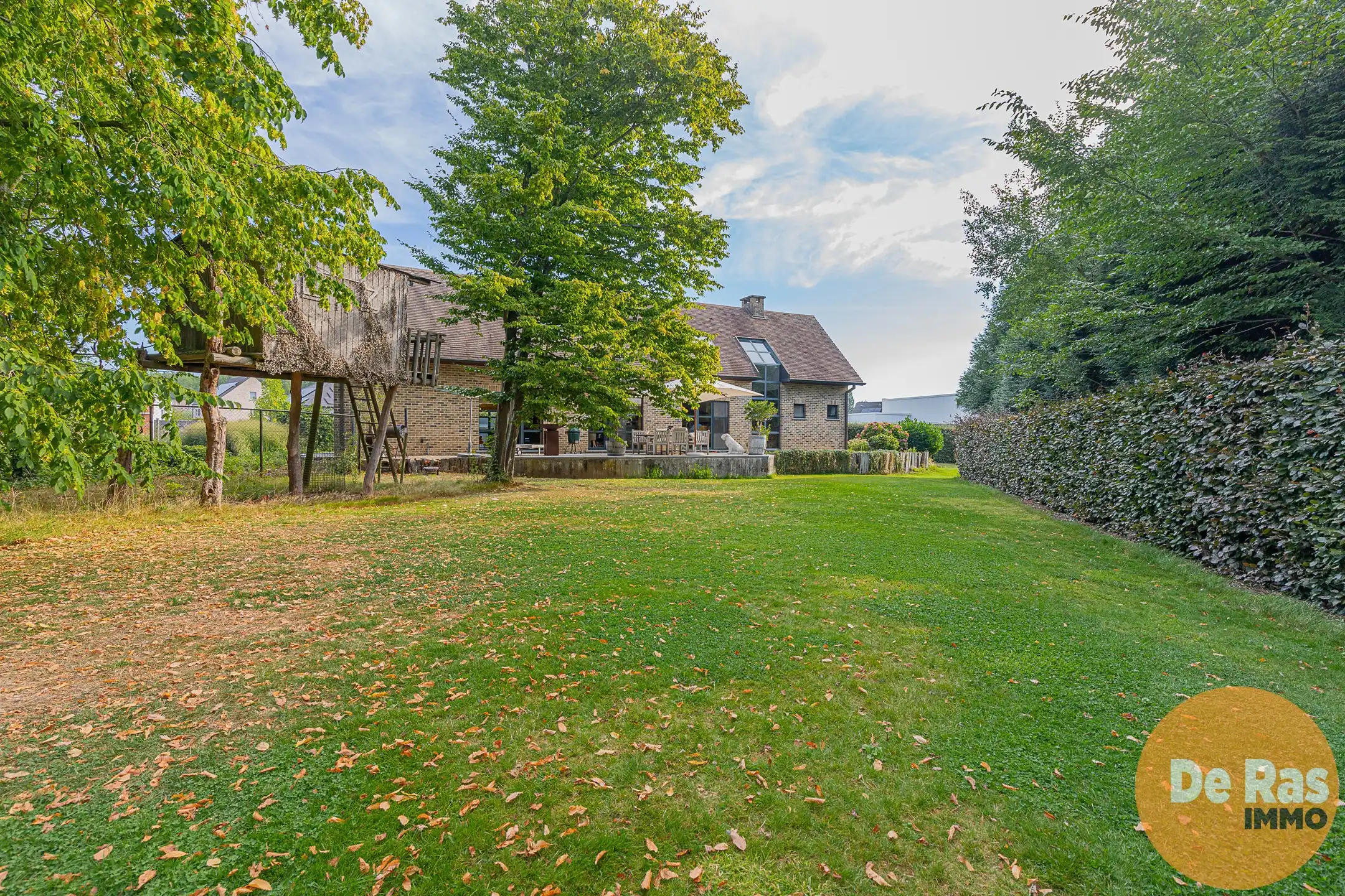 HERZELE – Villa met multifunctionele loods  foto 2