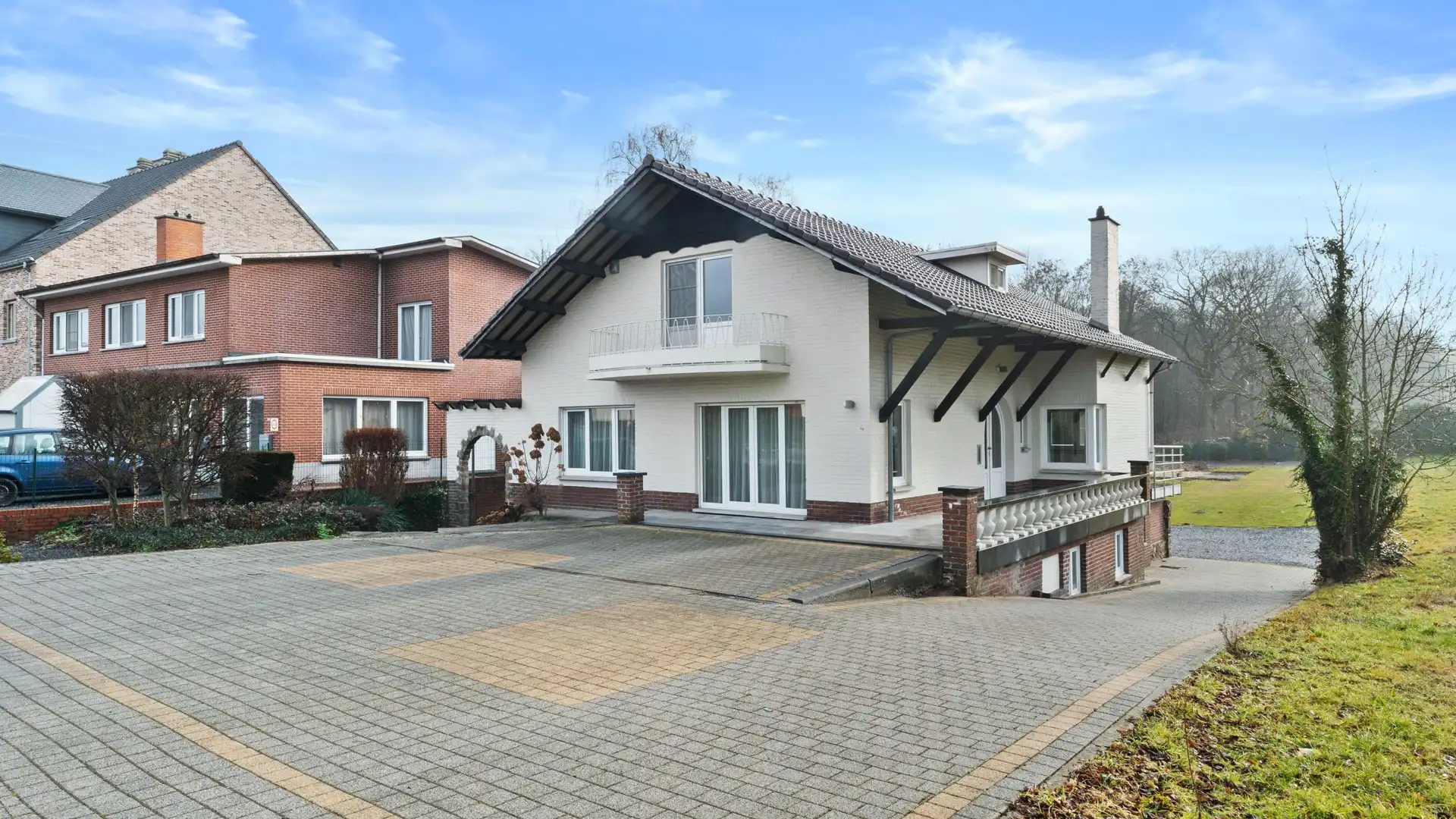 Hoofdfoto van de publicatie: Vrijstaande woning op een perceel van 16a 25ca