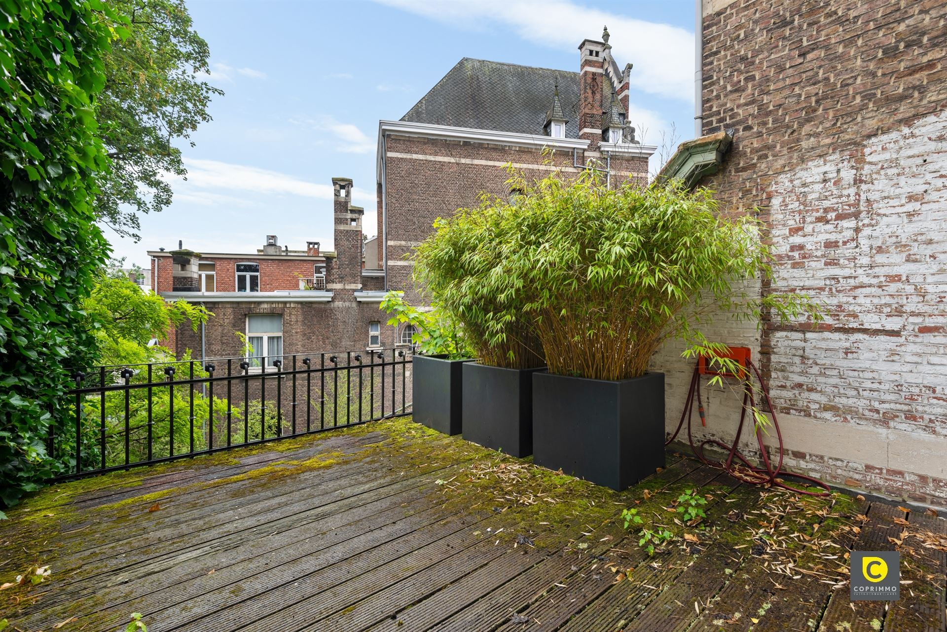 Uitzonderlijke woning: 7 slk en 2 badk. foto 15