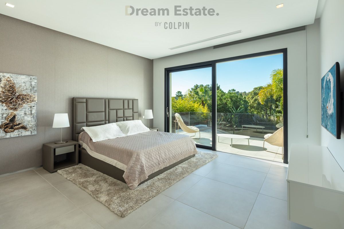 Eigentijdse villa in het bevoorrechte Nueva Andalucia foto 3