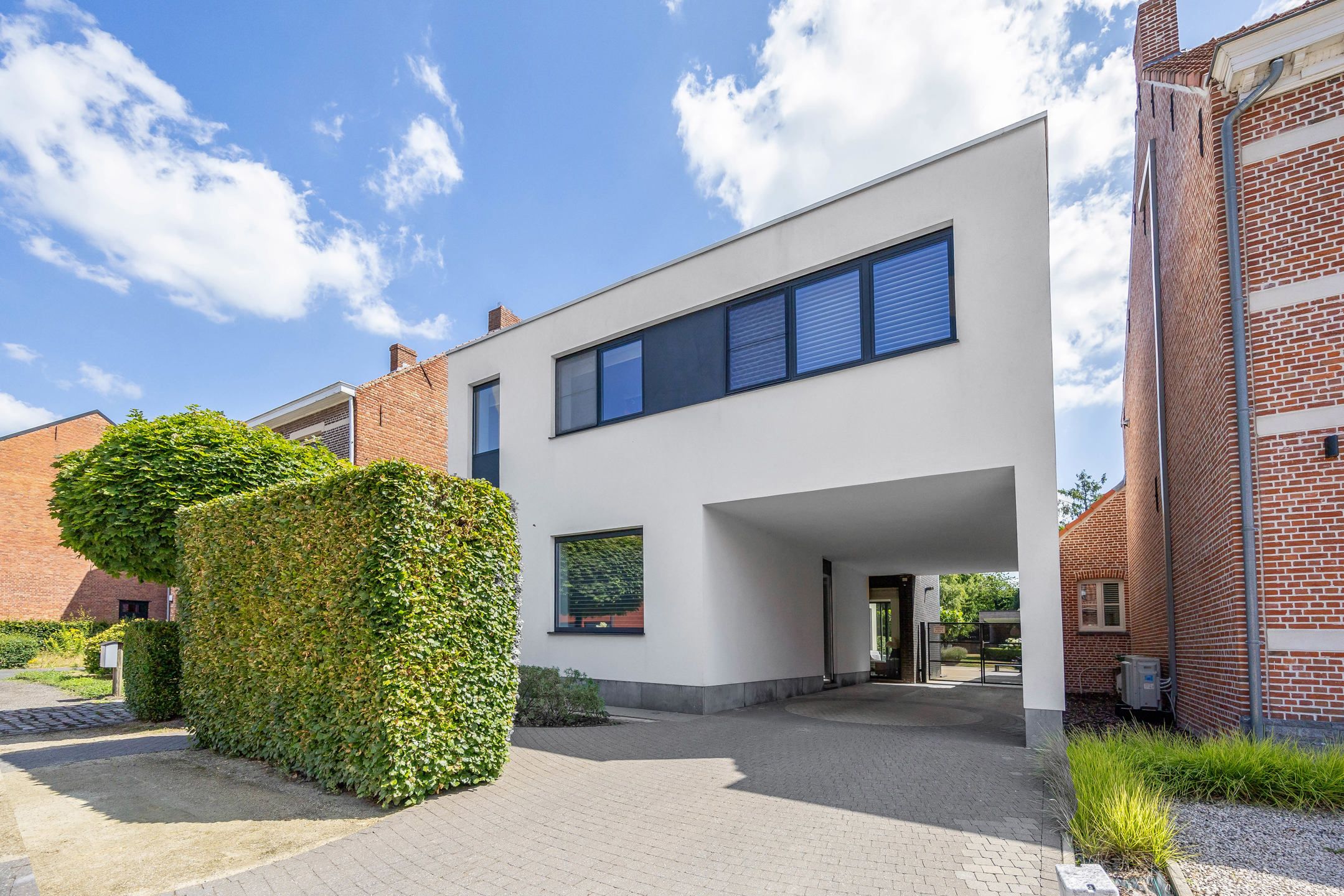 Moderne woning met tuin nabij het centrum van Westmalle foto 2