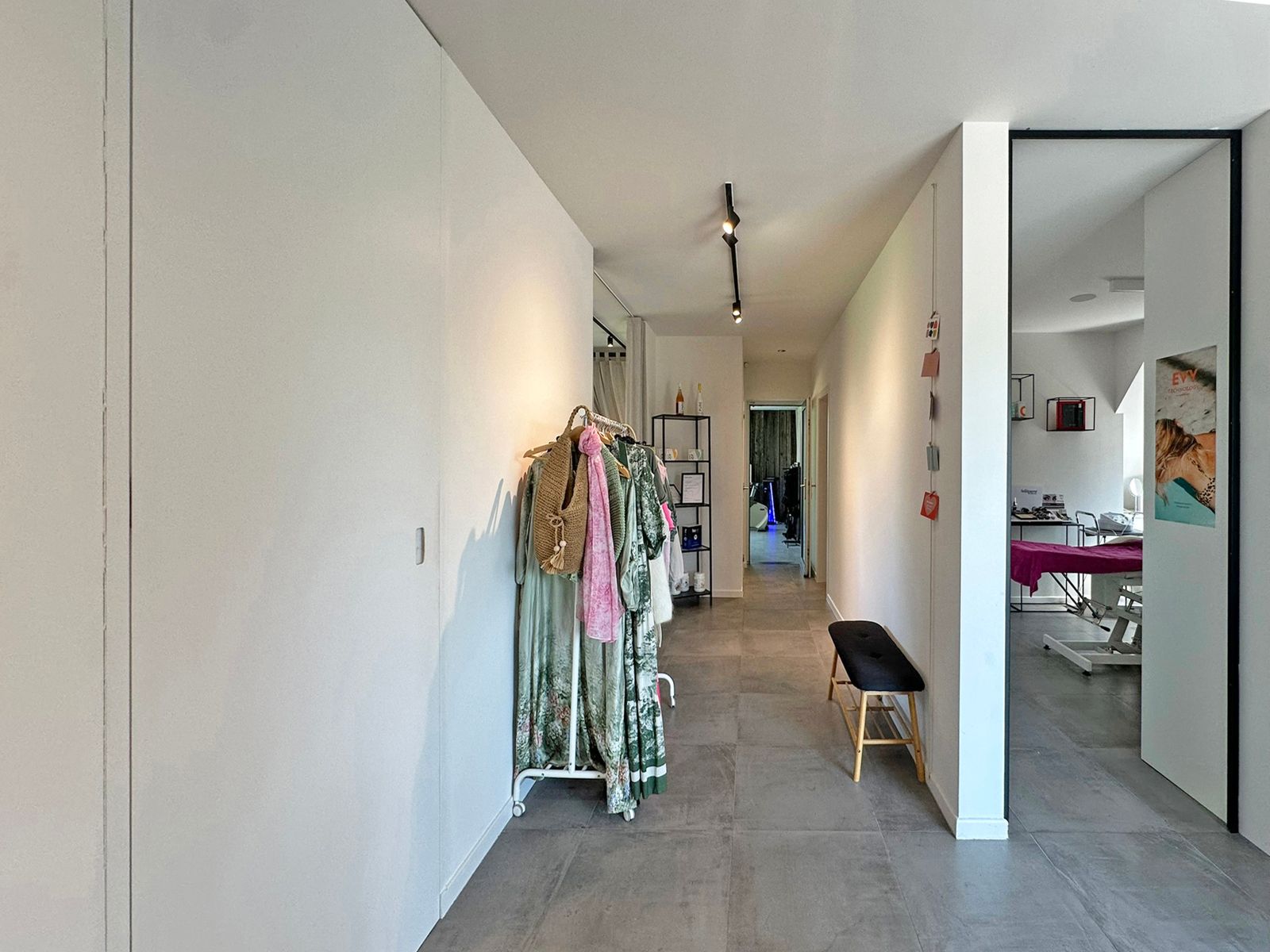 Instapklare coworkingspace in beauty & sport te Gavere foto 3