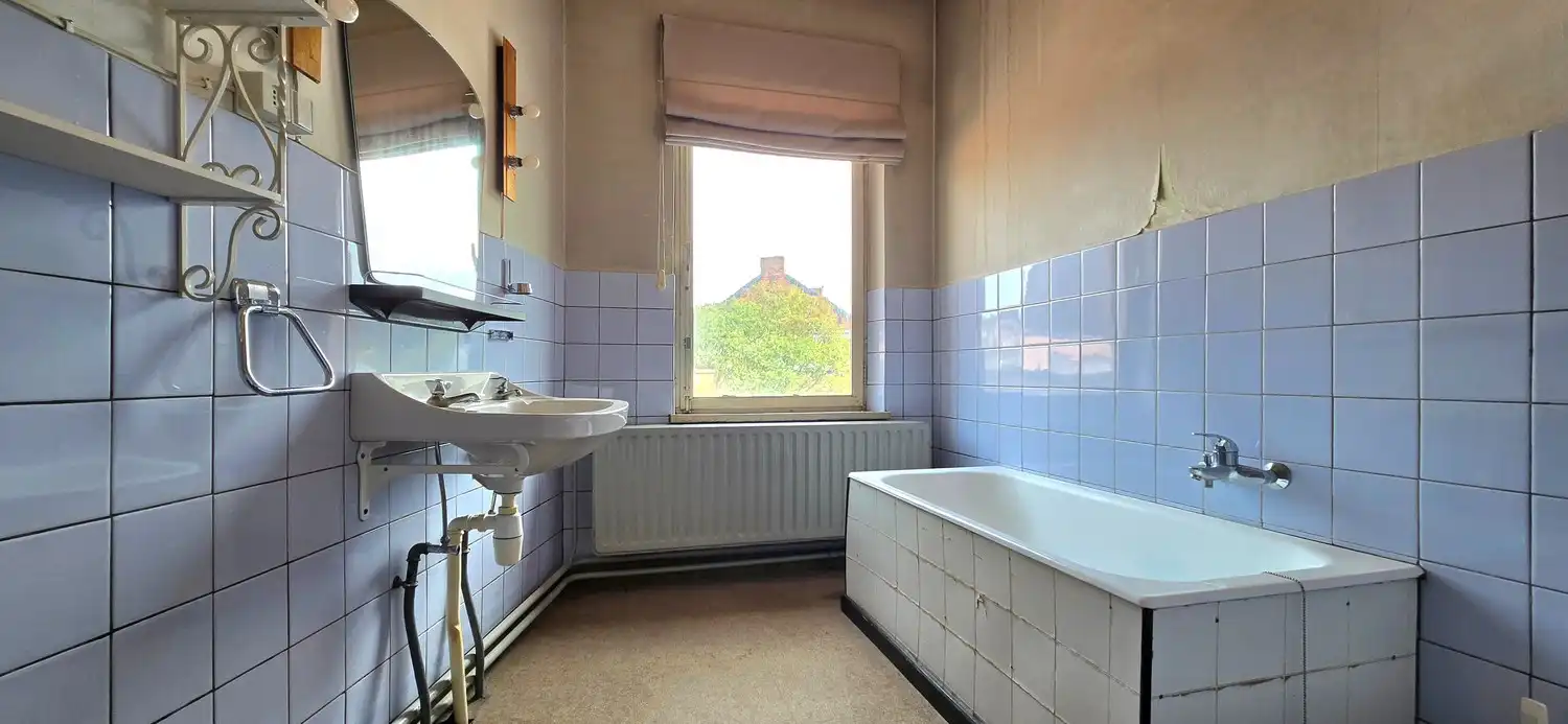 Te renoveren gesloten bebouwing te koop foto 21