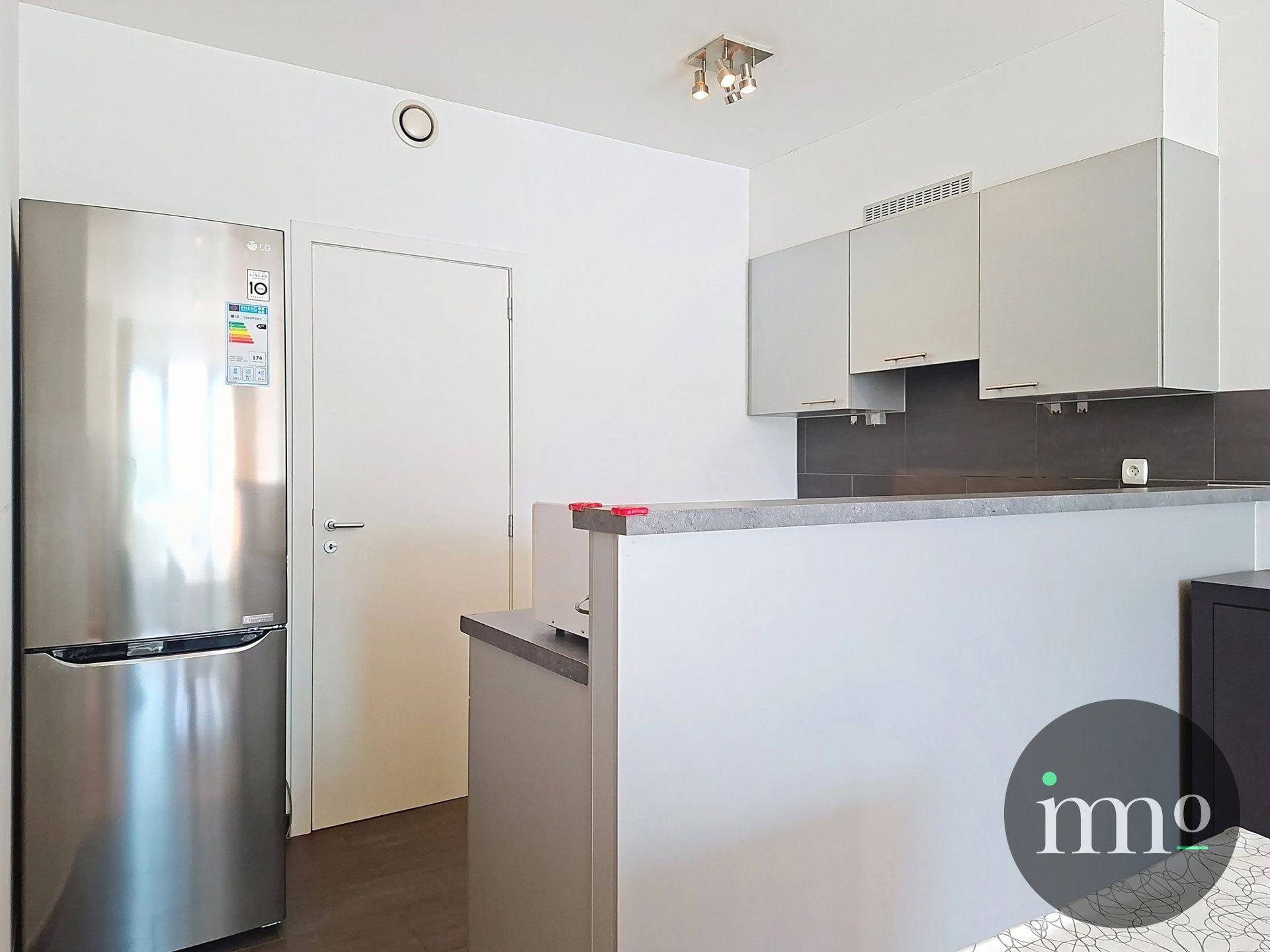Appartement met uitzicht op het Europees Parlement foto 7