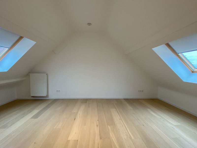Gerenoveerde woning op uitstekende ligging! foto 21
