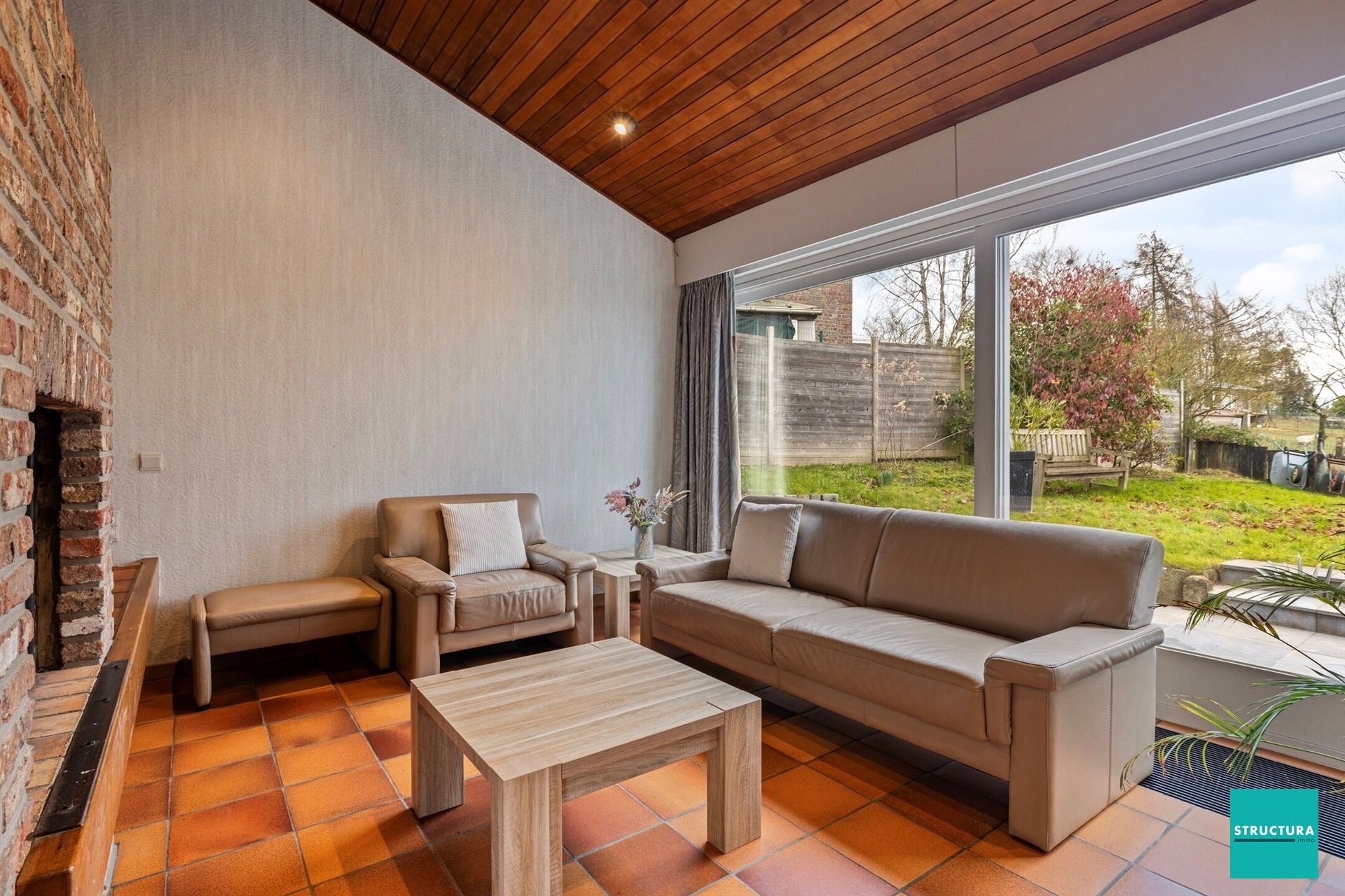Woning op toplocatie met achterliggend groen foto 4