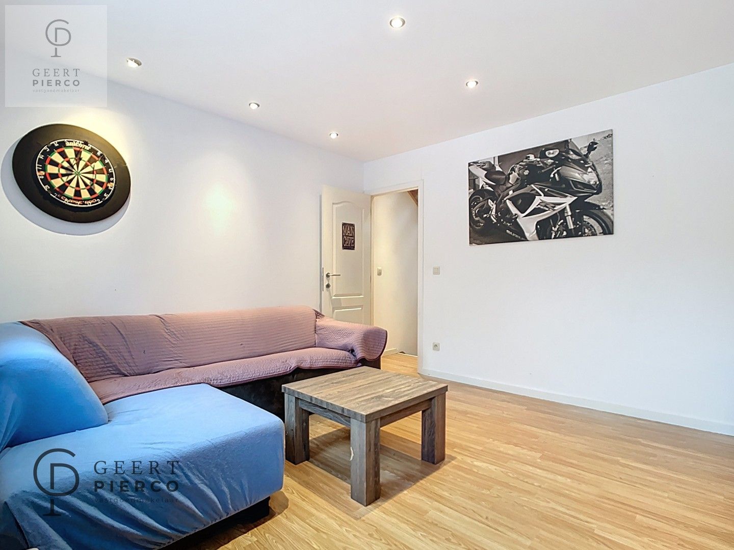 Gerenoveerde woning met leuke tuin. foto 16