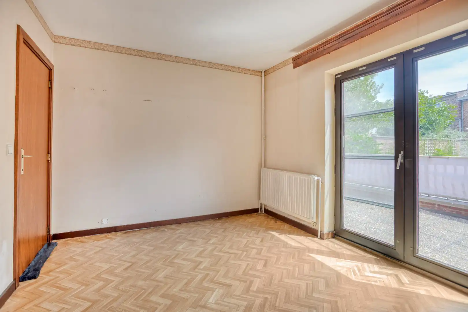 Gebouw met 2 appartementen, grote garage en gezellig terras - centrum Tongeren foto 11