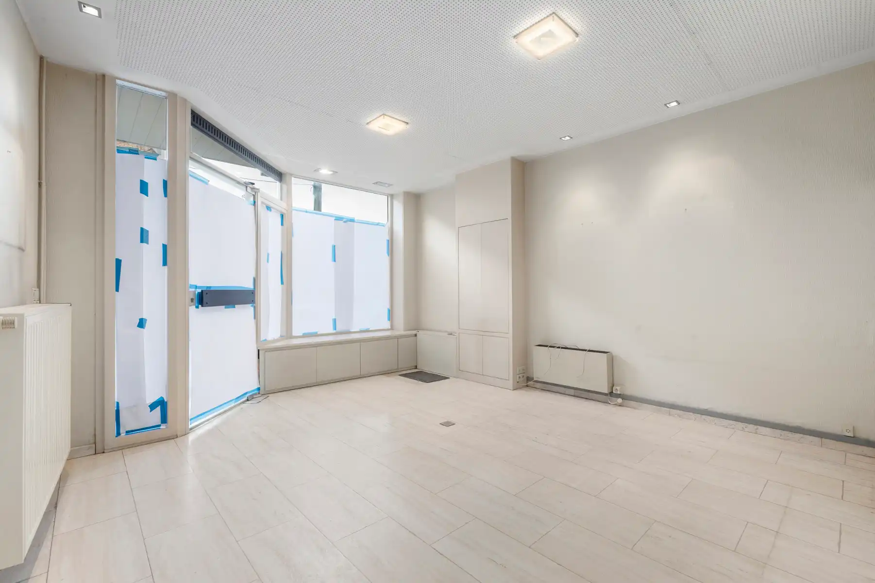 Te renoveren woonhuis op 219m²,centraal gelegen te Roeselare foto 3