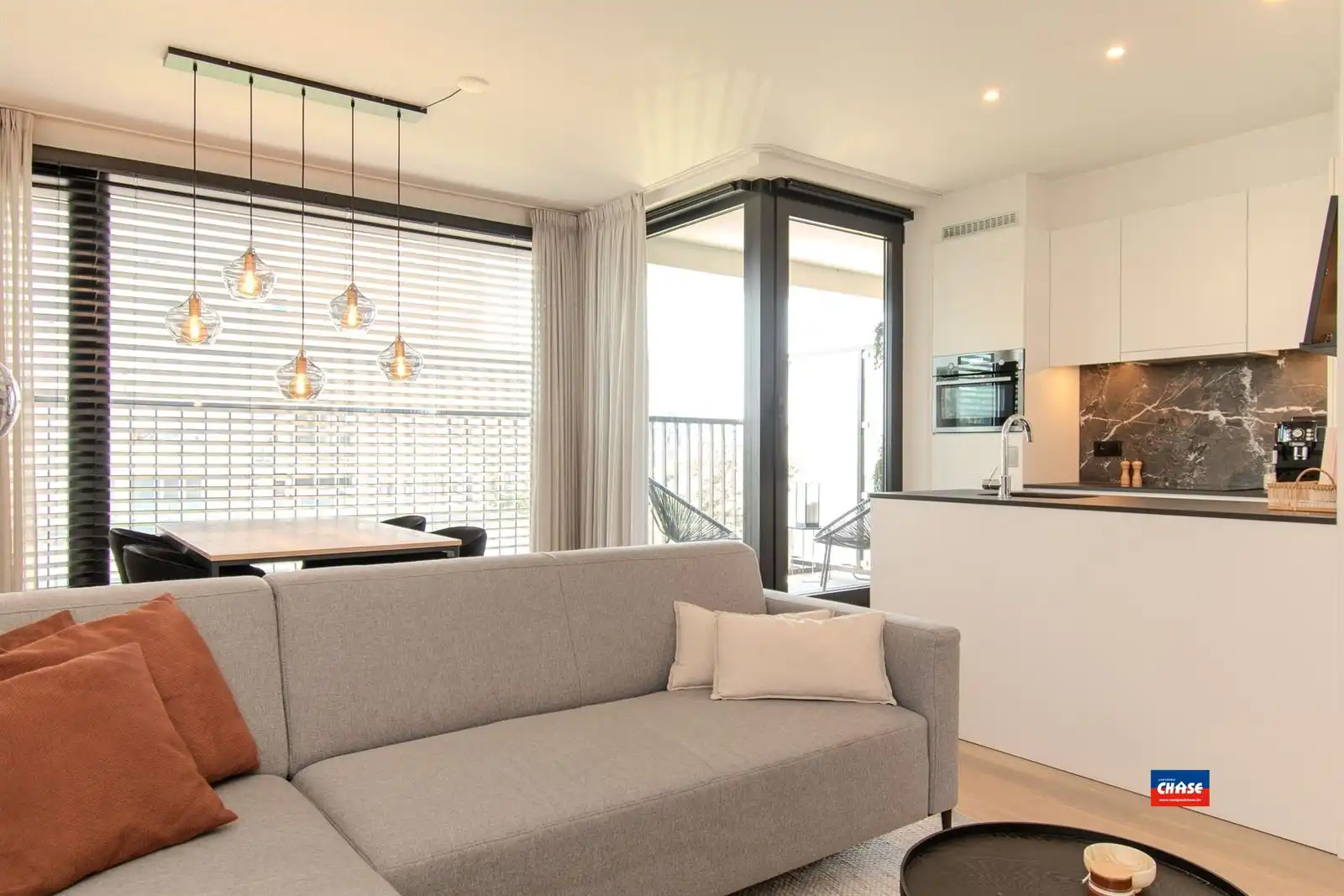 Aan het zuidpark te Antwerpen | Knap appartement met 1 slaapkamer en 2 terrassen foto 2