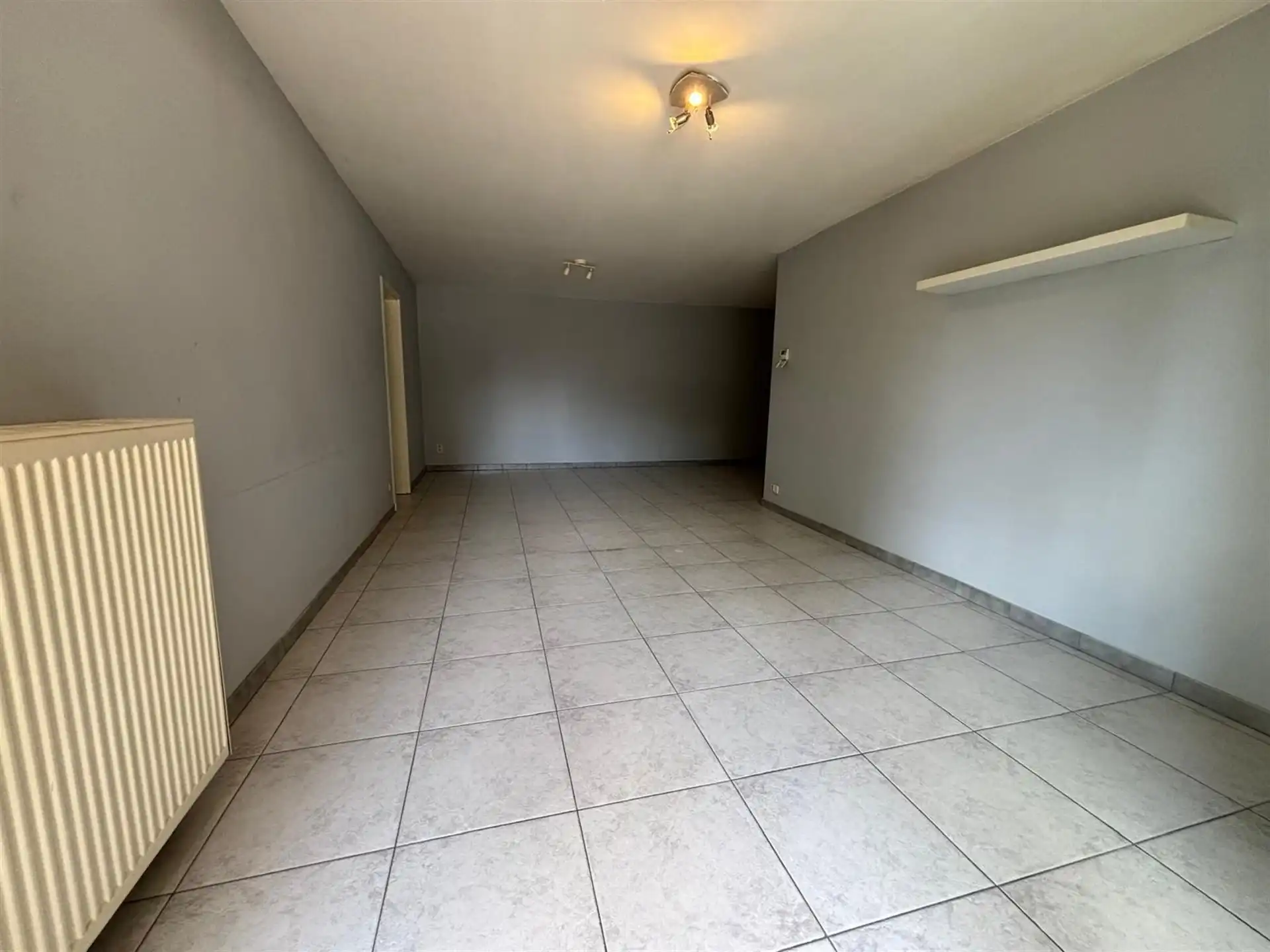 Gezellig appartement met één slaapkamer en staanplaats in centrum Aalst foto 5