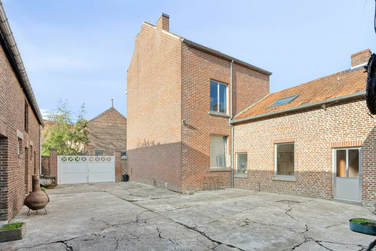 RUSTIG GELEGEN HOEVEWONING MET 3 SLK EN BIJHORENDE STALLINGEN OP 29A83CA TE RIEMST. foto 26