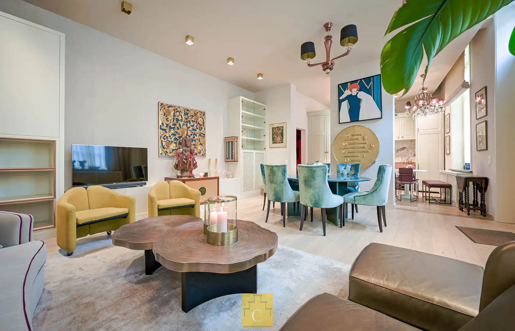 Uitzonderlijk en instapklaar appartement op toplocatie achter het Belfort te Brugge foto {{pictureIndex}}