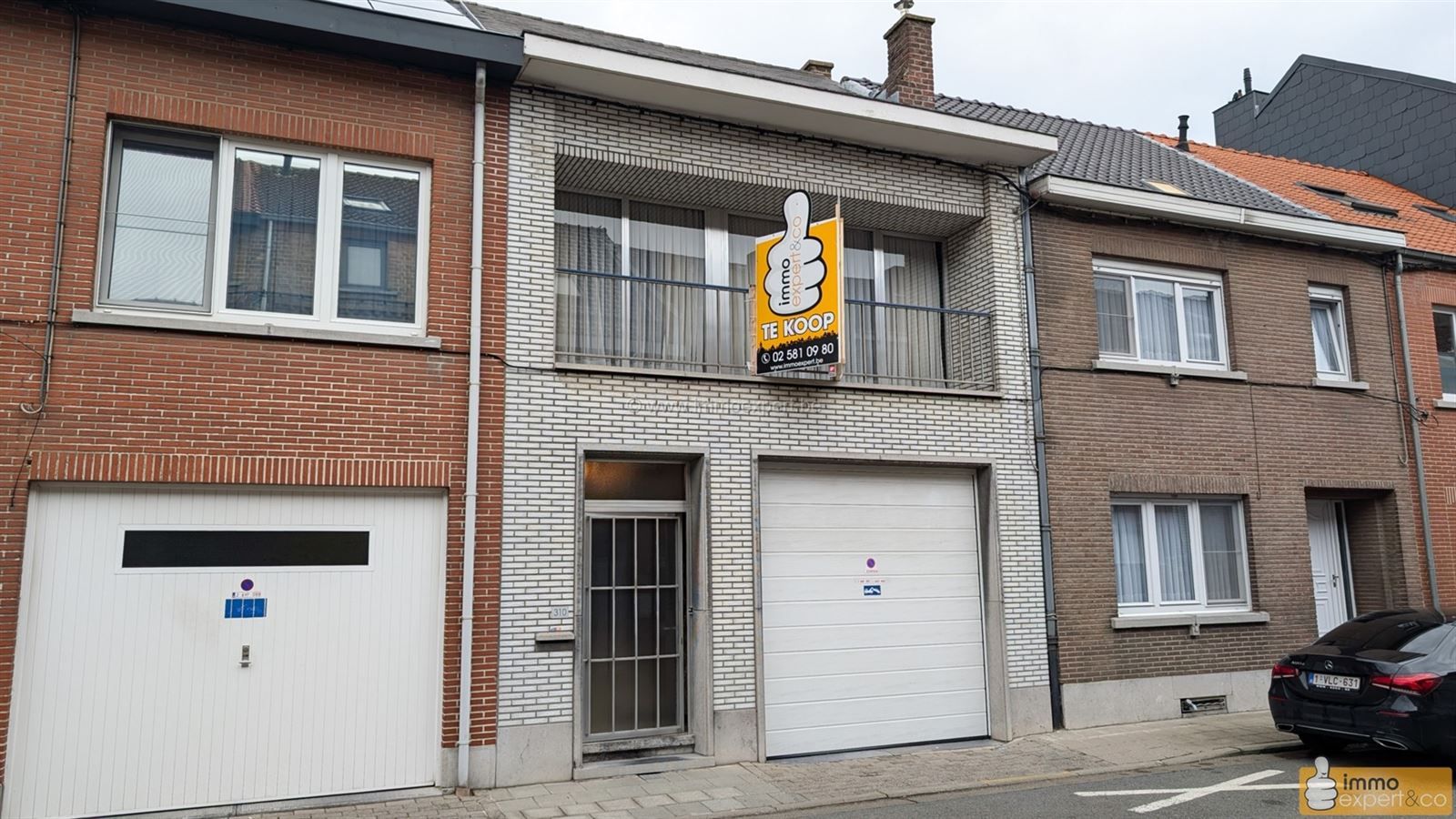 NINOVE: Stevige woning met 3 slpks, tuin en dubbele garage foto 1