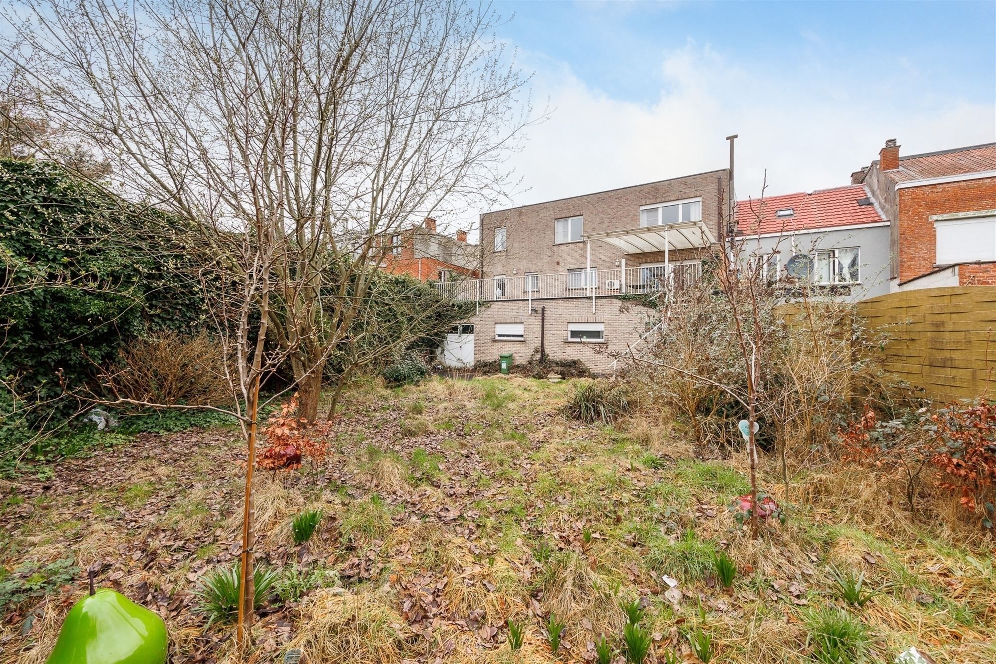 Commercieel handelspand en duplex met Z-tuin en terras foto 29