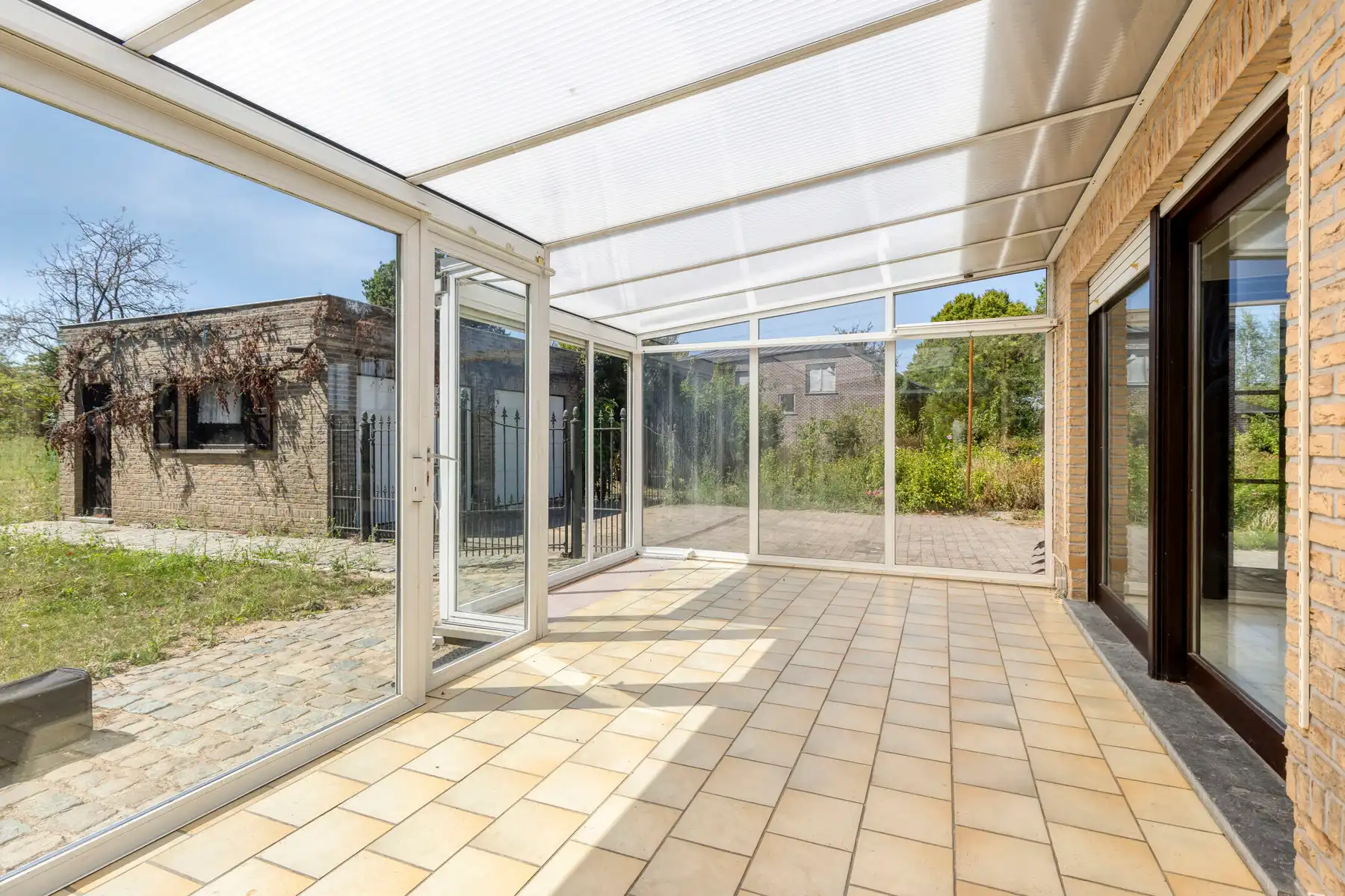 Landelijk gelegen woning met 6 slaapkamers op 12a 25ca foto 10
