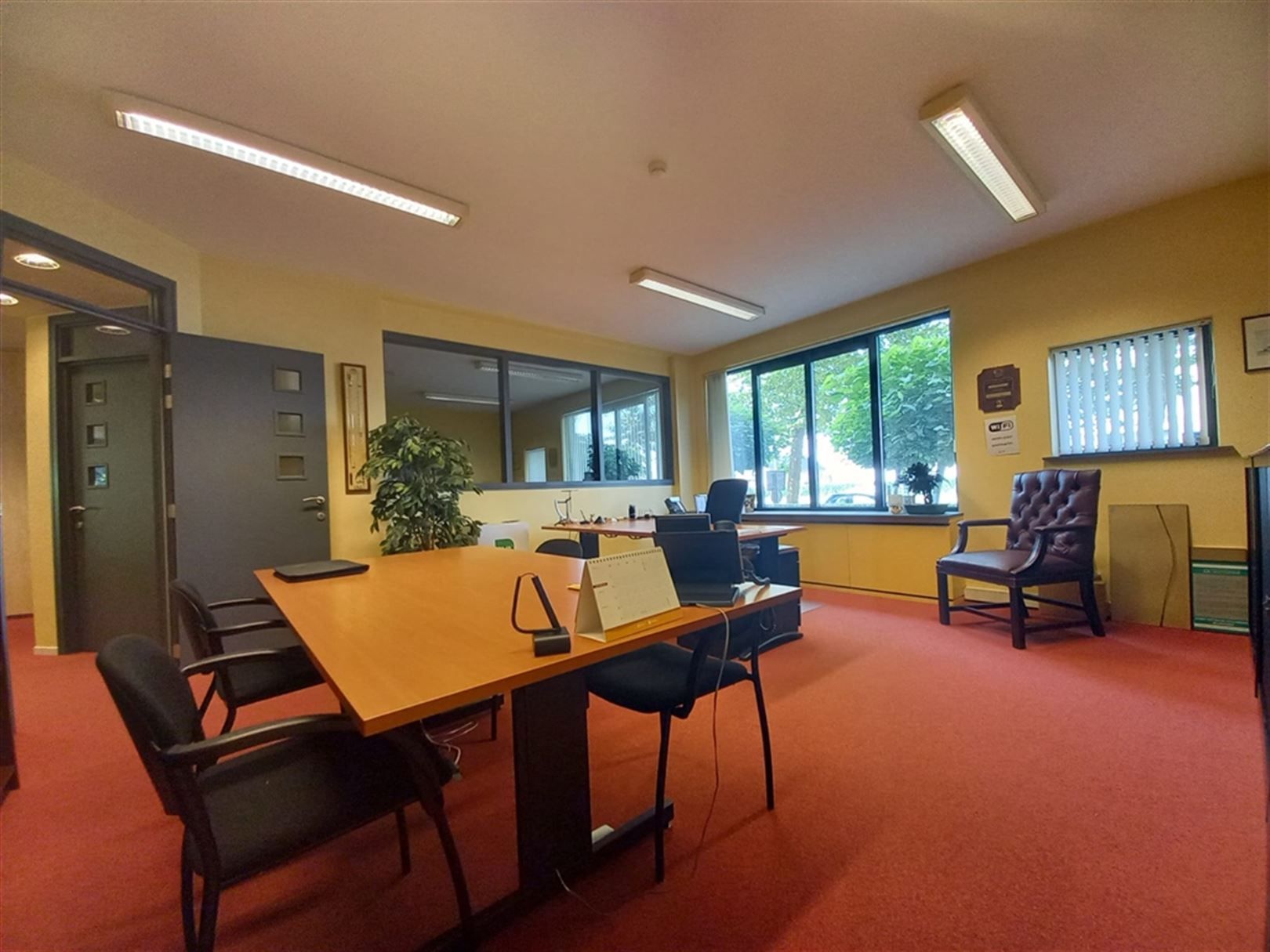 Gelijkvloers kantoor van 500m² te koop Deurne foto 9