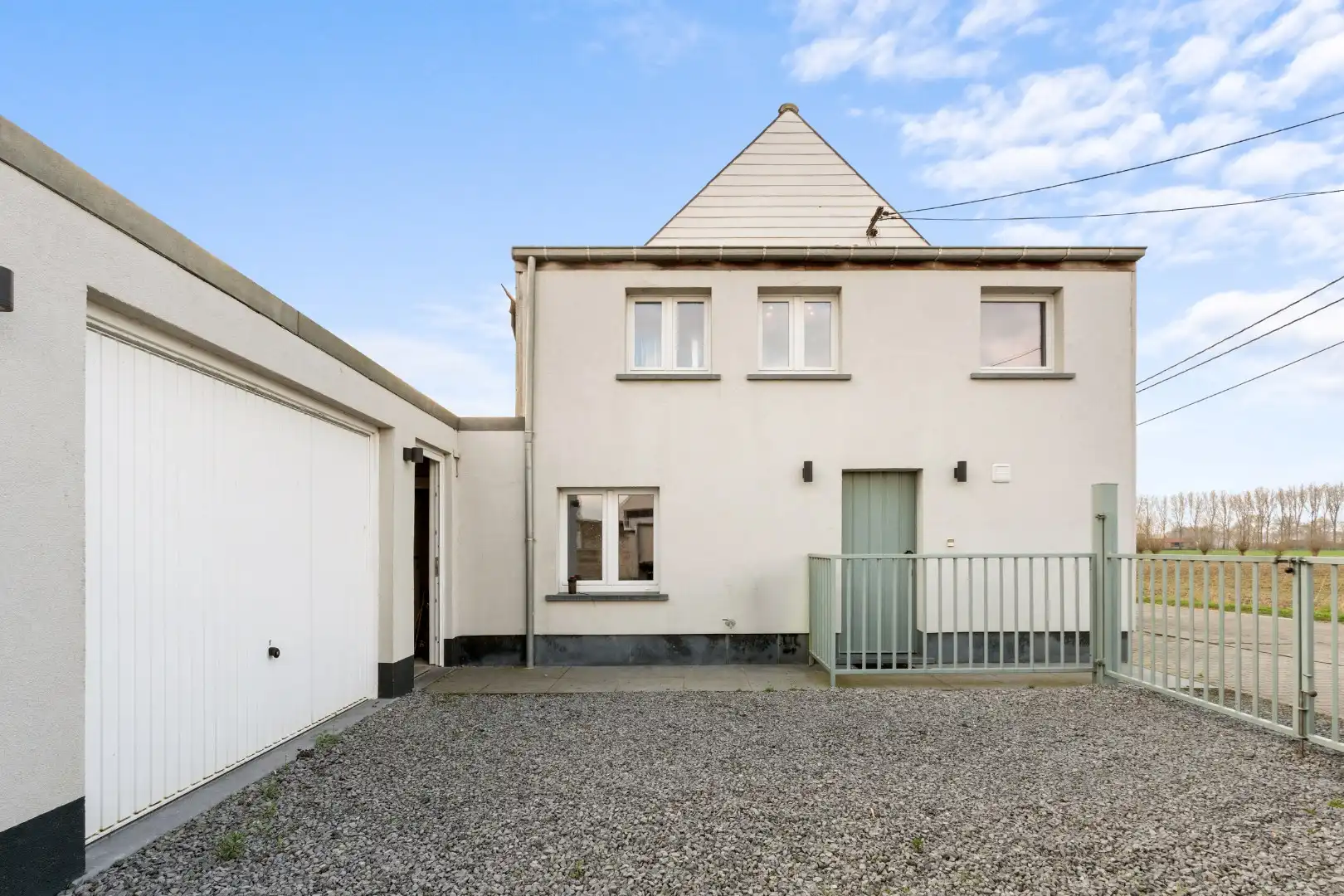 Instapklare halfopen woning te huur in het landelijke Lapscheure met prachtig open zicht op de velden foto 19