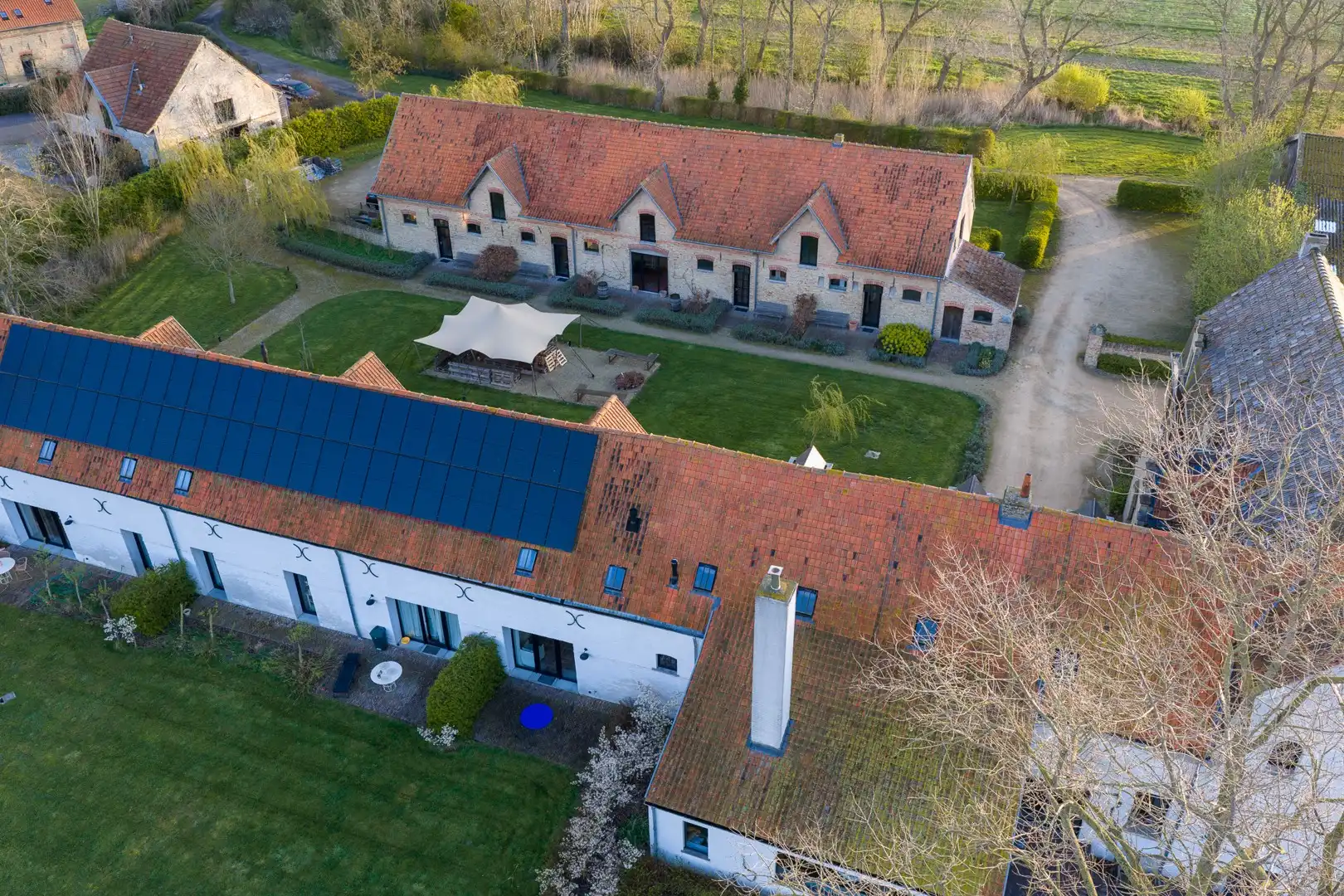Exclusieve historische herenhoeve 'Groot Noordhof' met 8 vergunde vakantielogies op topligging nabij zee foto 64