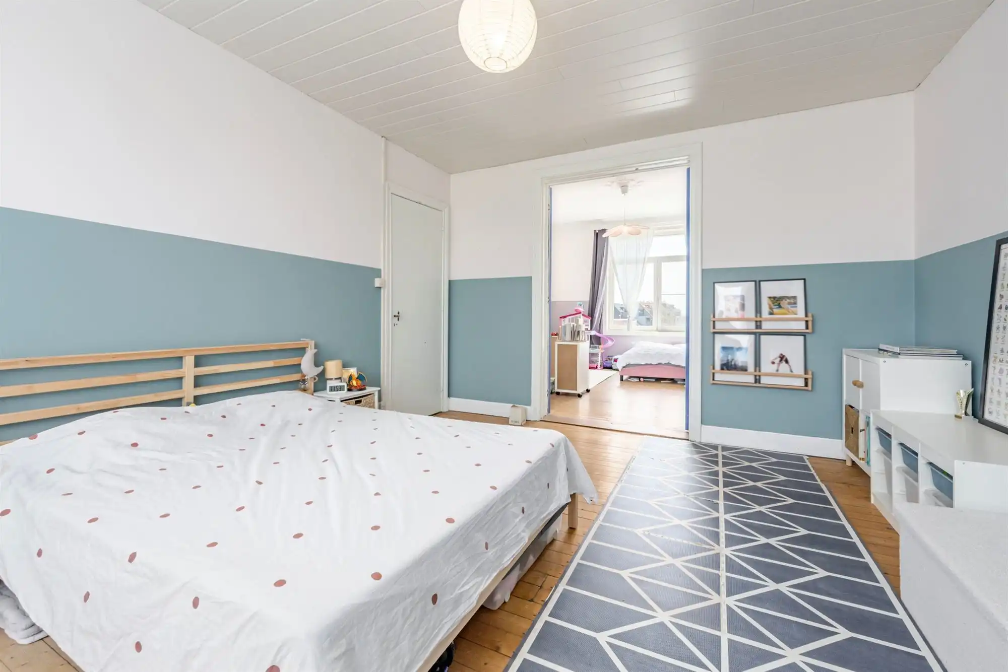 Statige herenwoning met karakter, ruimte en moderne luxe op toplocatie in Oostende foto 27