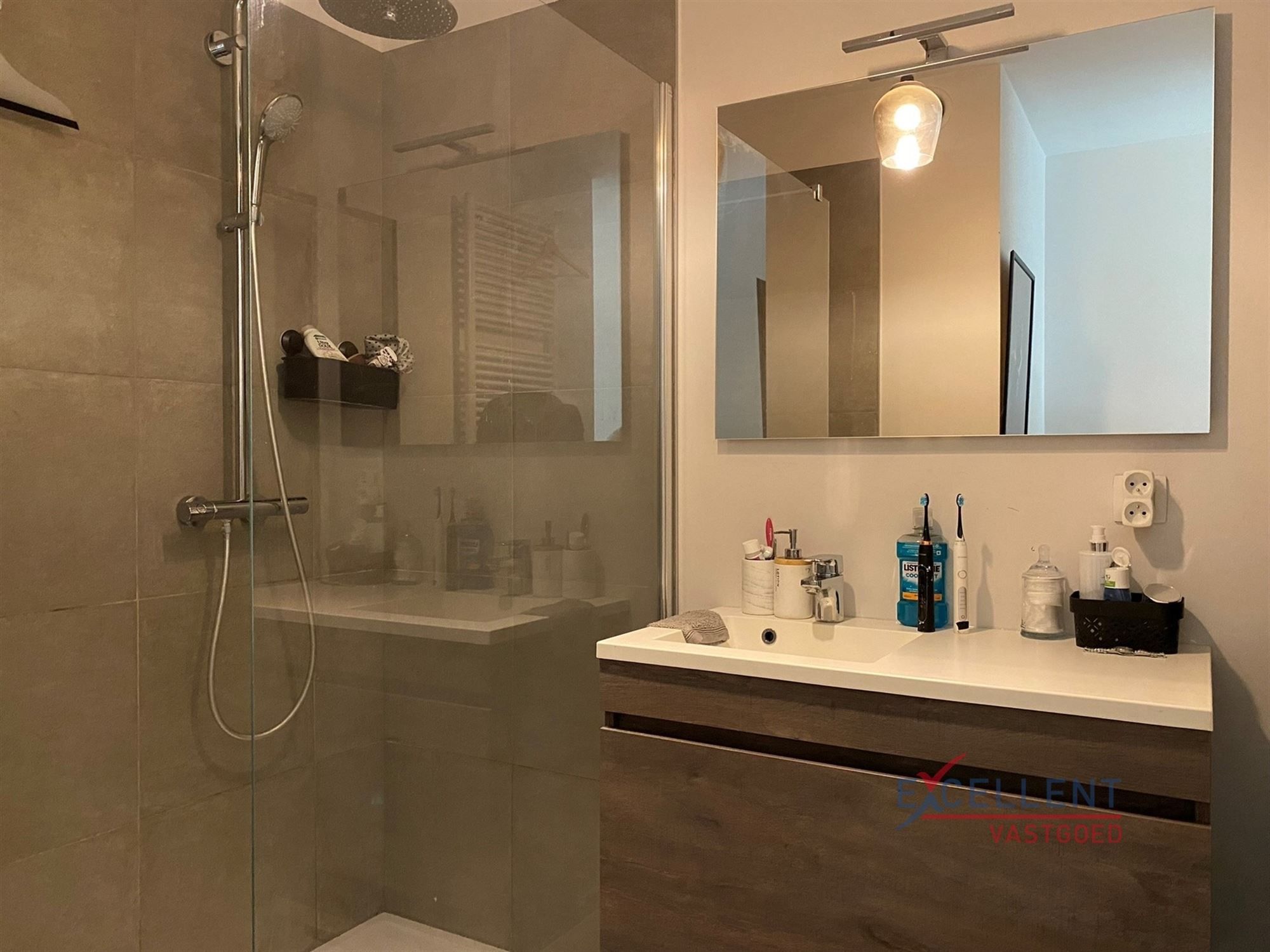 Energiezuinig appartement met garage en terras te huur Deinze foto 3