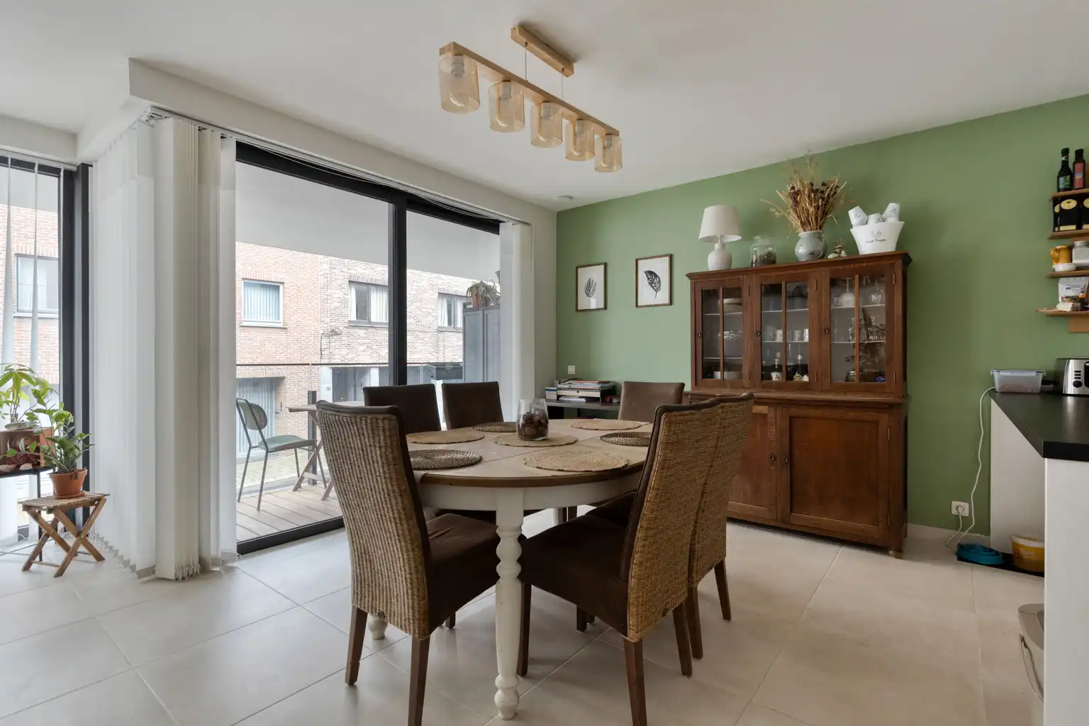 Gelijkvloers 2-kamerappartement voor op een toplocatie foto 5