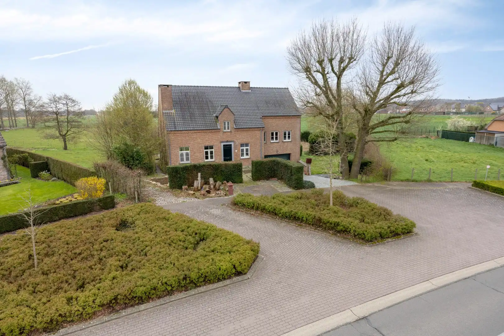 Ruim landhuis  foto 1