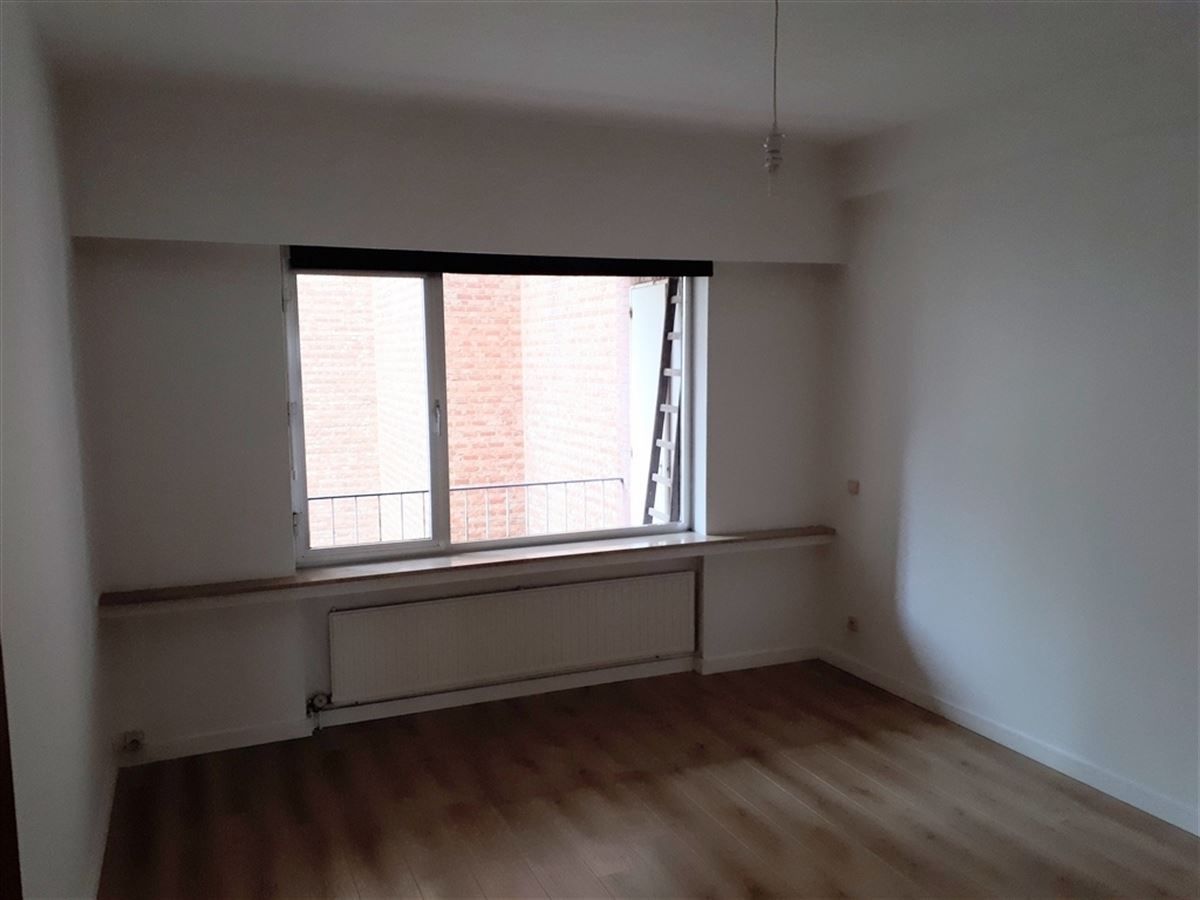 Ruim 2 slaapkamer appartement aan het Theaterplein! foto 7