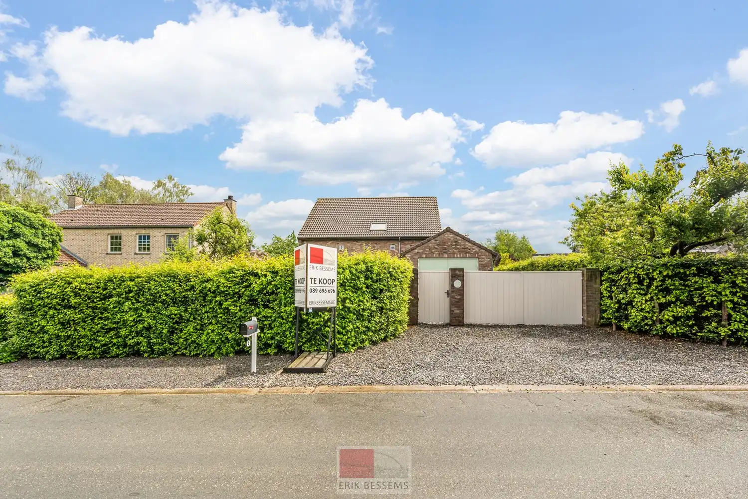 Instapklare gezellige vrijstaande woning met een woonopp. van circa 185 m2 op een perceel van 17a53ca foto 50