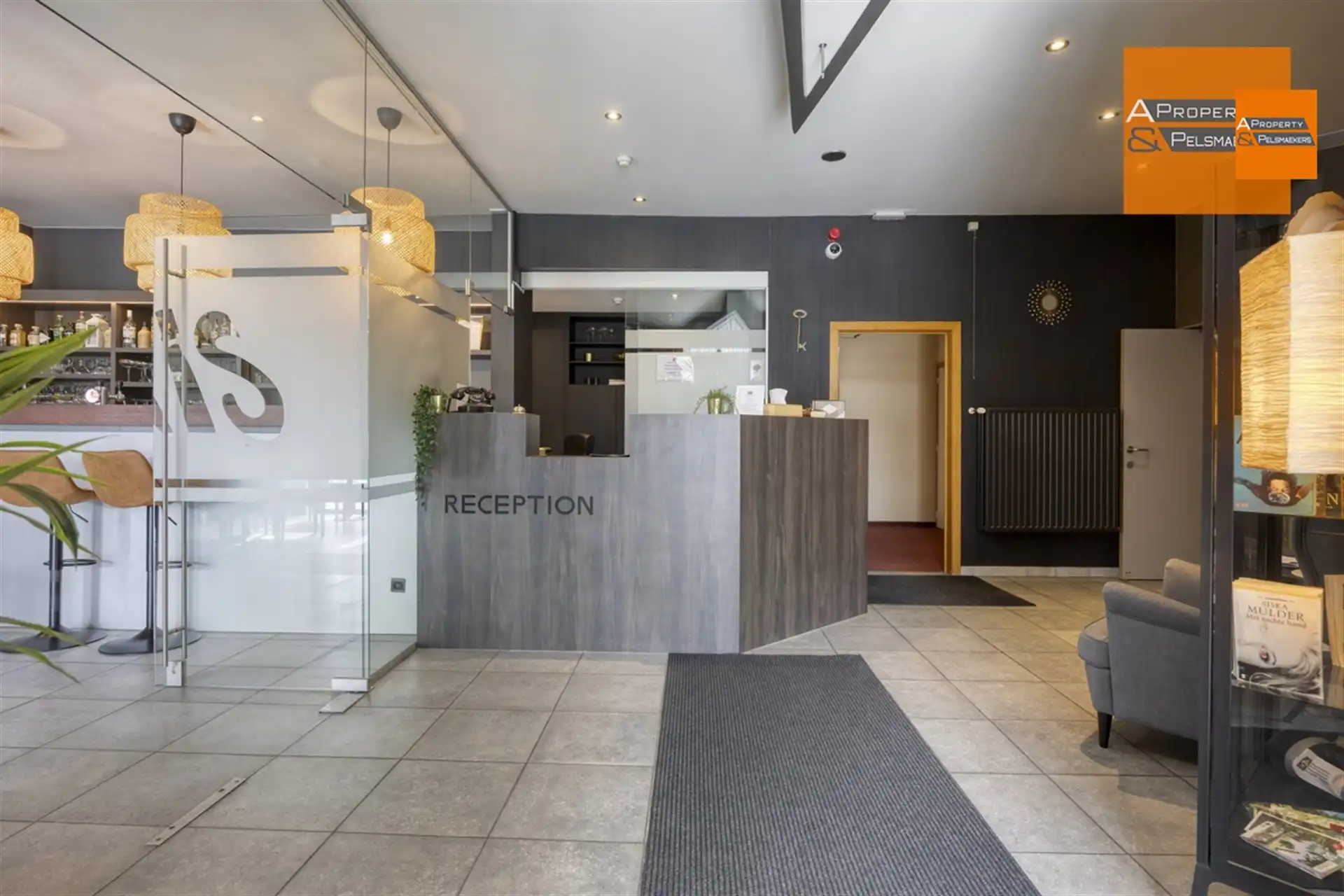 Hotel met 24 kamers foto 4